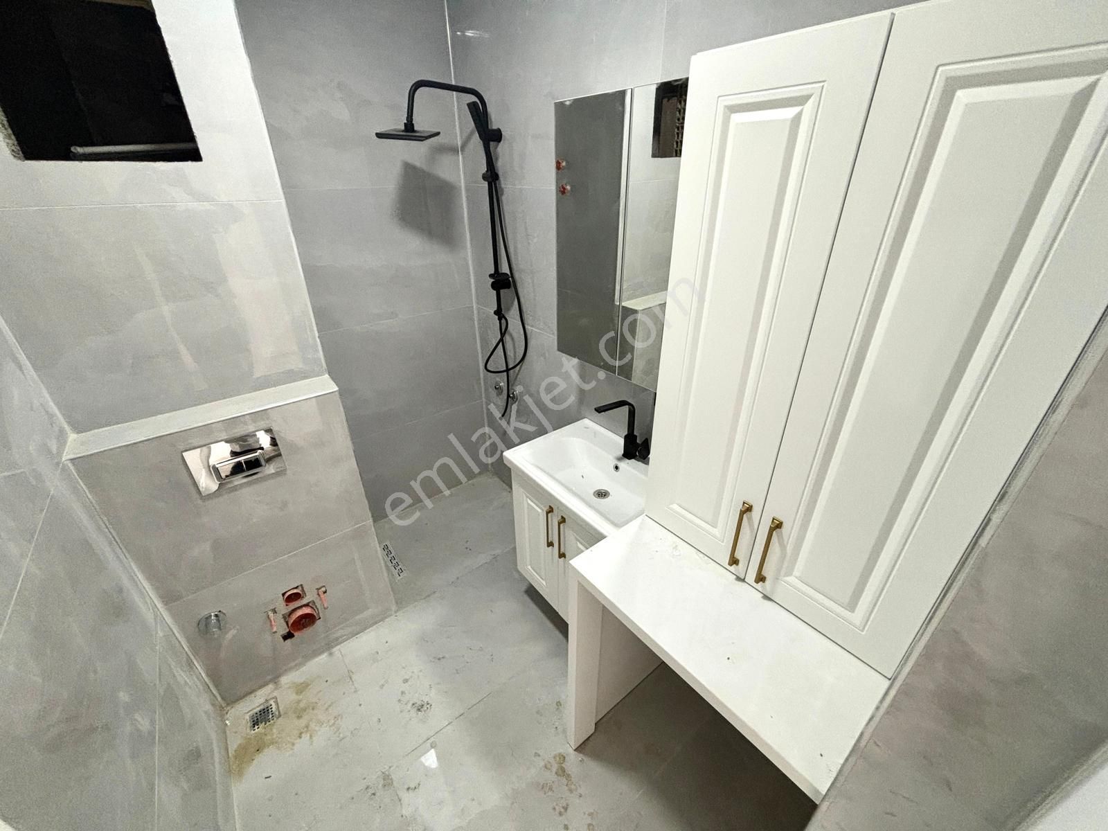 🏡 Referans'tan Altınkum'da Ön Cephe Modern Tasarımlı Sıfır 2+1 Daire - Görsel 16