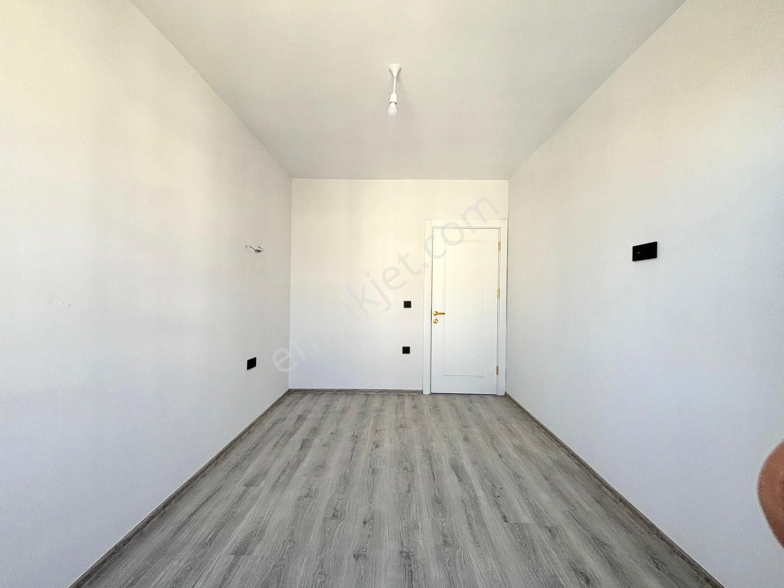 🏡 Referans'tan Altınkum'da Ön Cephe Modern Tasarımlı Sıfır 2+1 Daire - Görsel 21