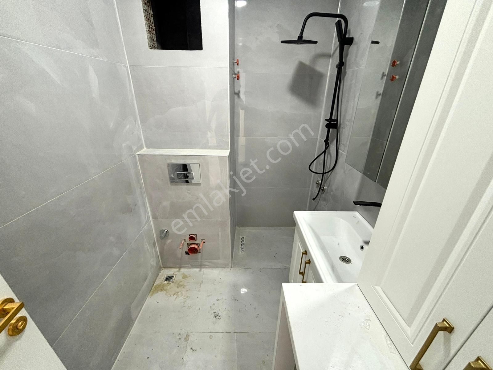 🏡 Referans'tan Altınkum'da Ön Cephe Modern Tasarımlı Sıfır 2+1 Daire - Görsel 4