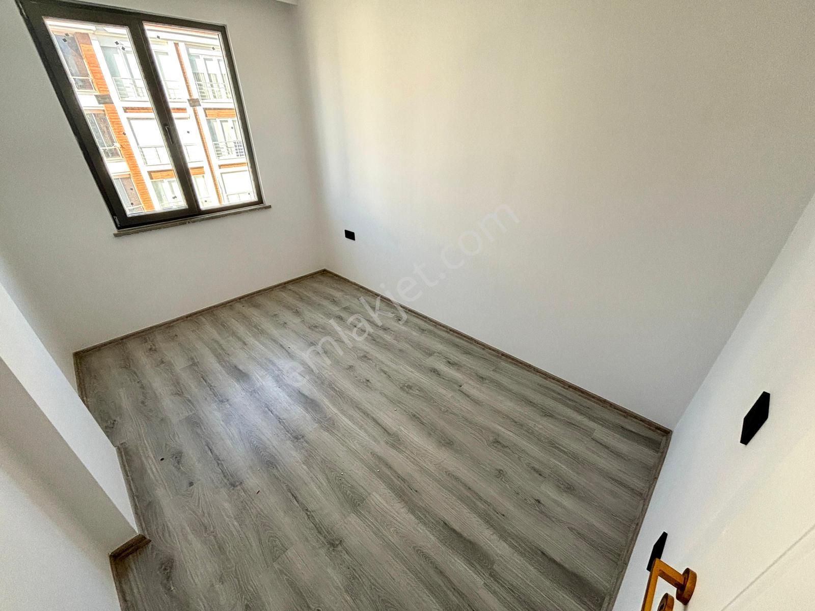 🏡 Referans'tan Altınkum'da Ön Cephe Modern Tasarımlı Sıfır 2+1 Daire - Görsel 12