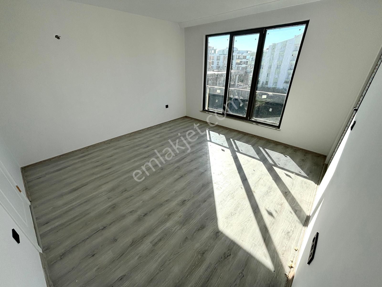 🏡 Referans'tan Altınkum'da Ön Cephe Modern Tasarımlı Sıfır 2+1 Daire - Görsel 19