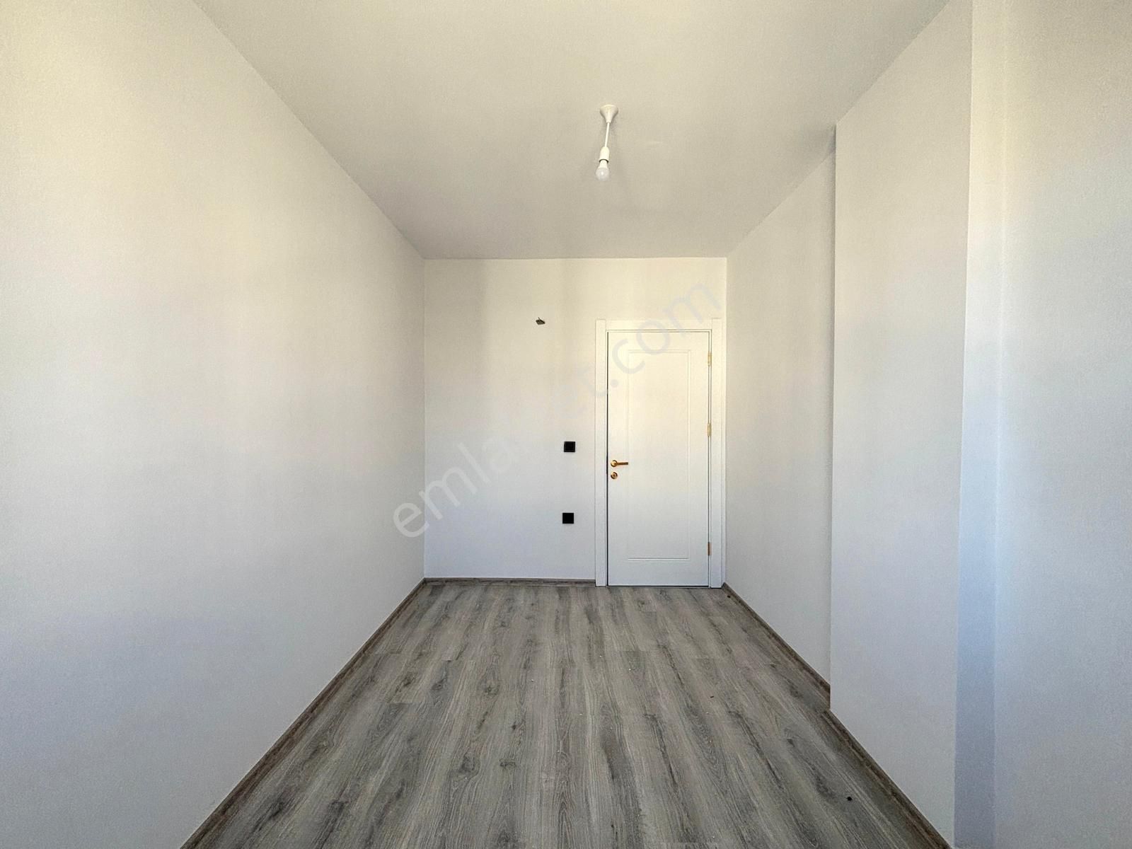 🏡 Referans'tan Altınkum'da Ön Cephe Modern Tasarımlı Sıfır 2+1 Daire - Görsel 11