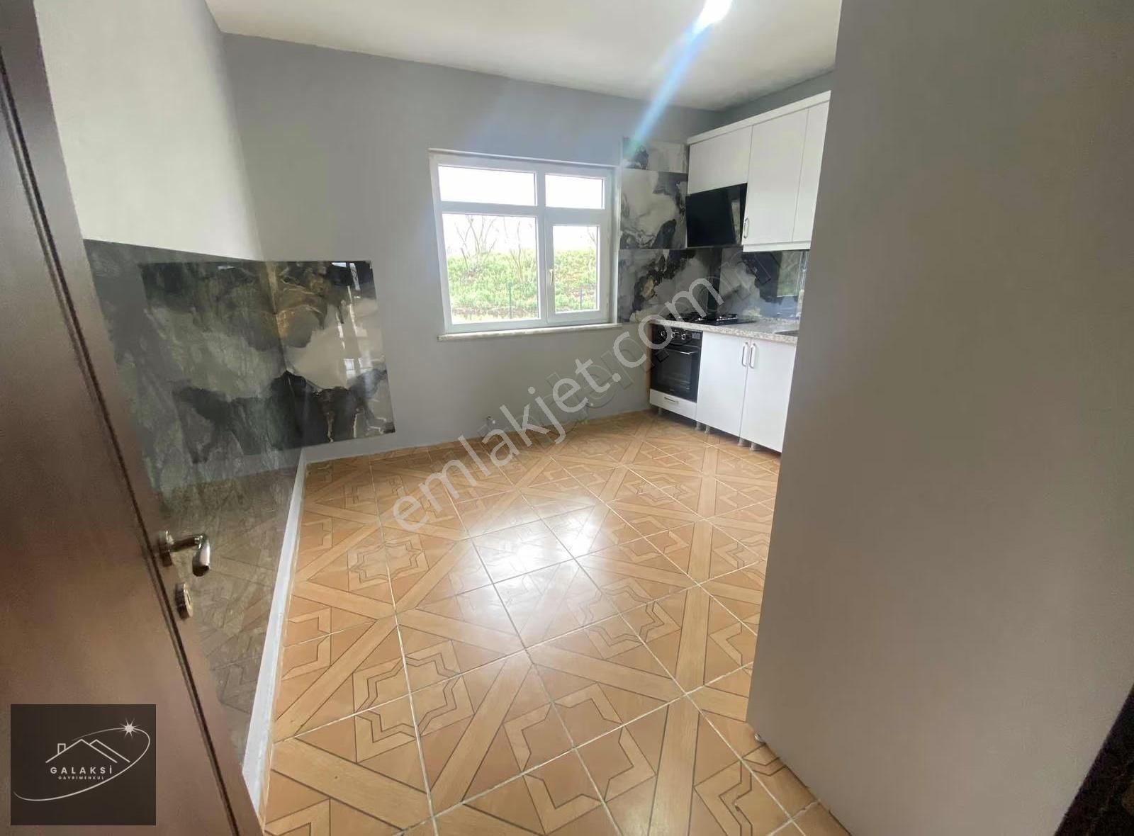 Adapazarı Evrenköy Bahçeli Geniş Ve Ferah 3+1 Kiralık Daire - Görsel 4