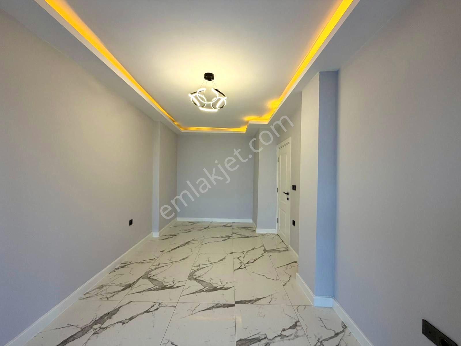 🏡 Referans'tan Akçay'da Kredili Ara Kat Ön Cephe Cam Balkonlu 1+1 Daire - Görsel 17