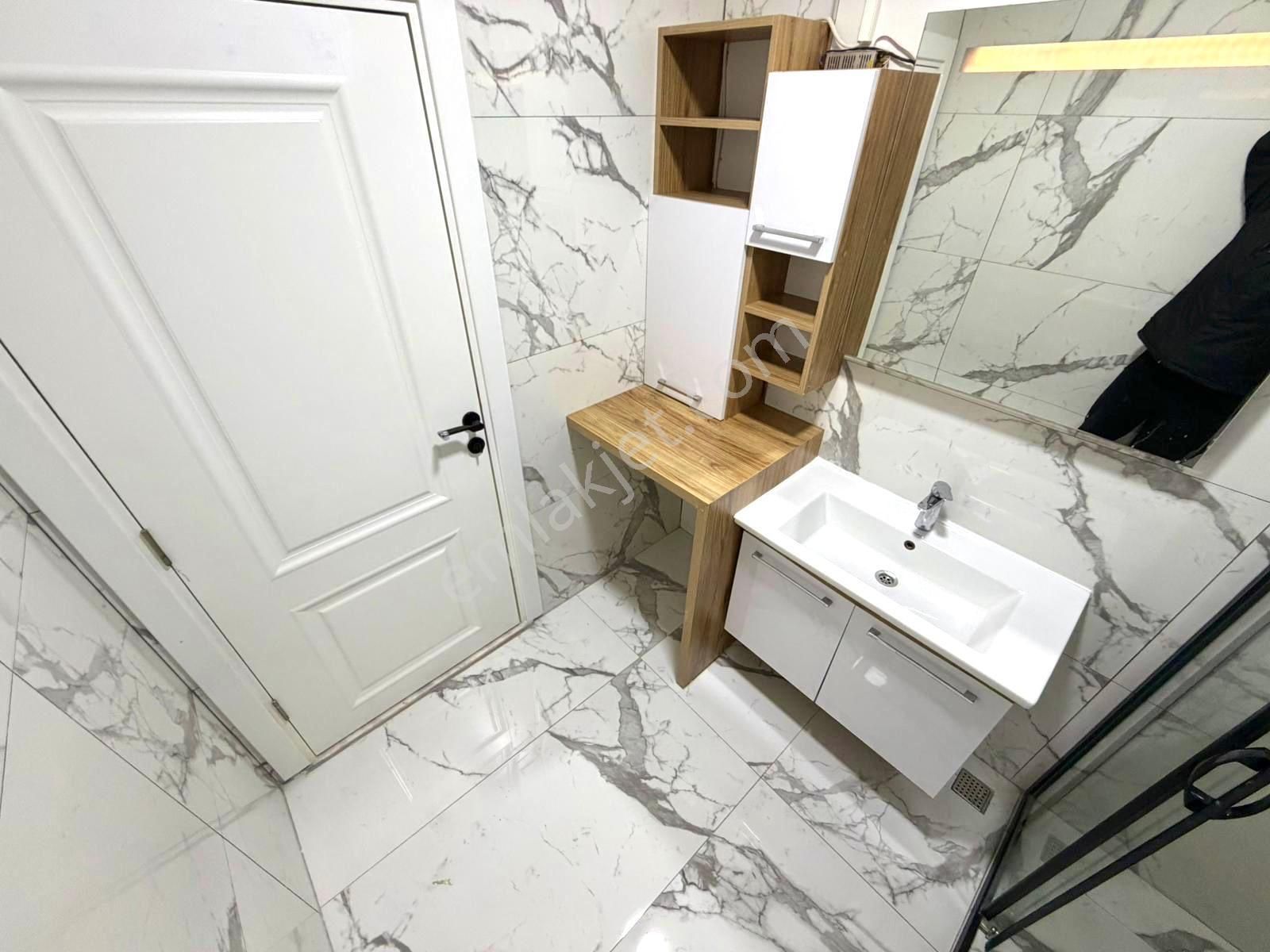 🏡 Referans'tan Akçay'da Kredili Ara Kat Ön Cephe Cam Balkonlu 1+1 Daire - Görsel 11