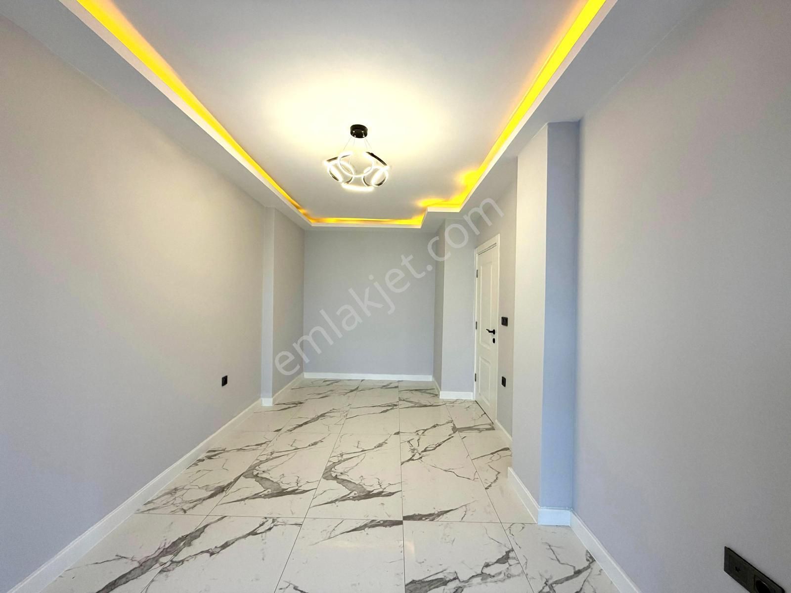 🏡 Referans'tan Akçay'da Kredili Ara Kat Ön Cephe Cam Balkonlu 1+1 Daire - Görsel 23