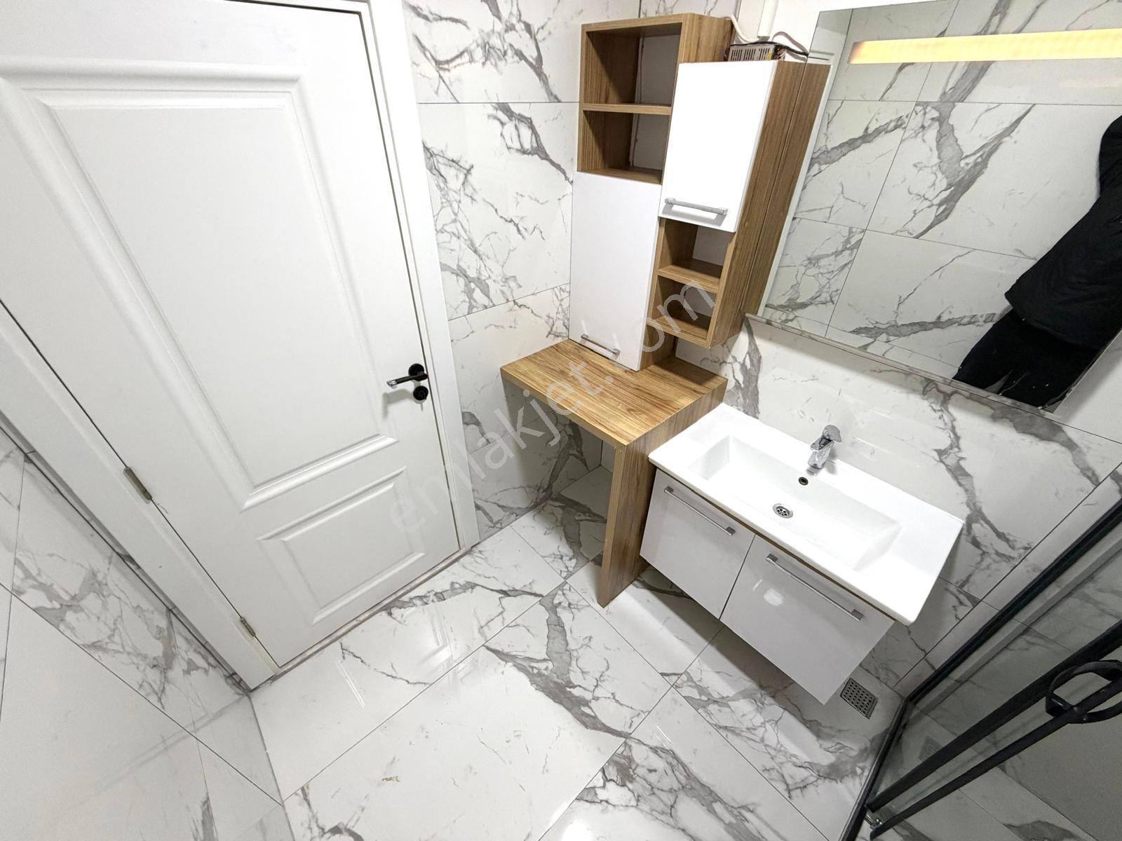 🏡 Referans'tan Akçay'da Kredili Ara Kat Ön Cephe Cam Balkonlu 1+1 Daire - Görsel 30