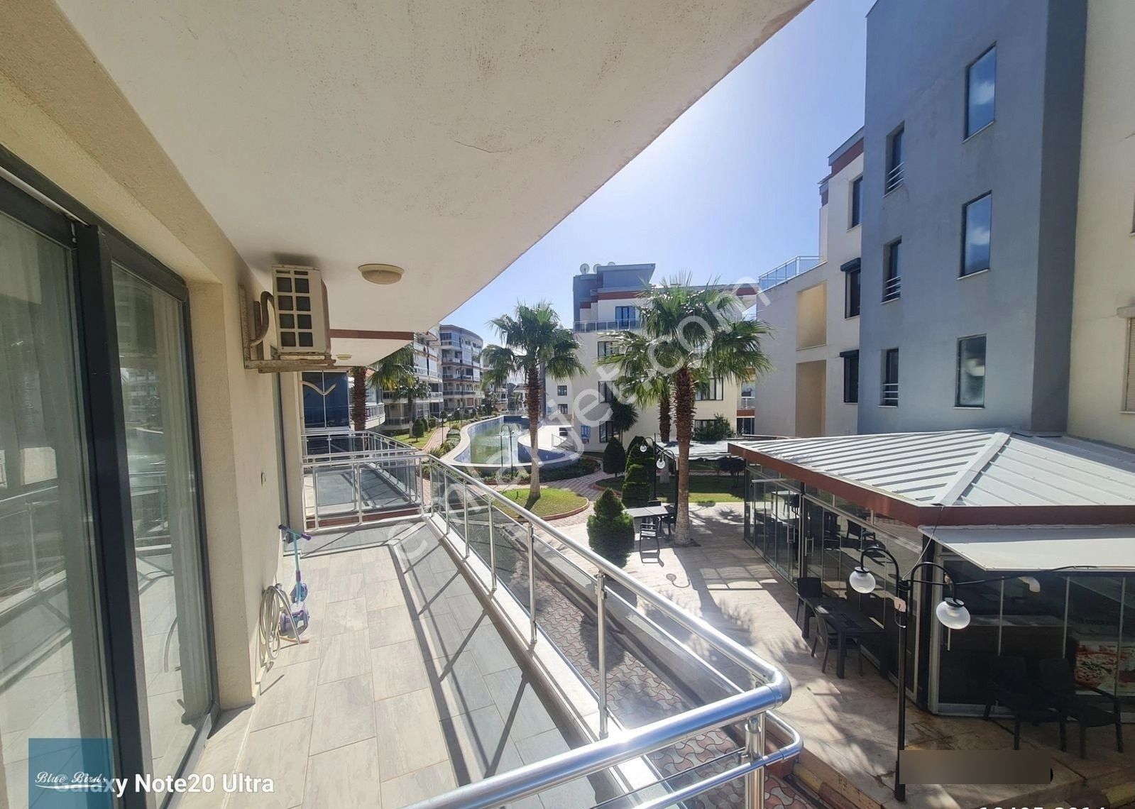 Değirmendere'de Satılık 1+1 Manzaralı Ara Kat Rezidans Daire - Görsel 2