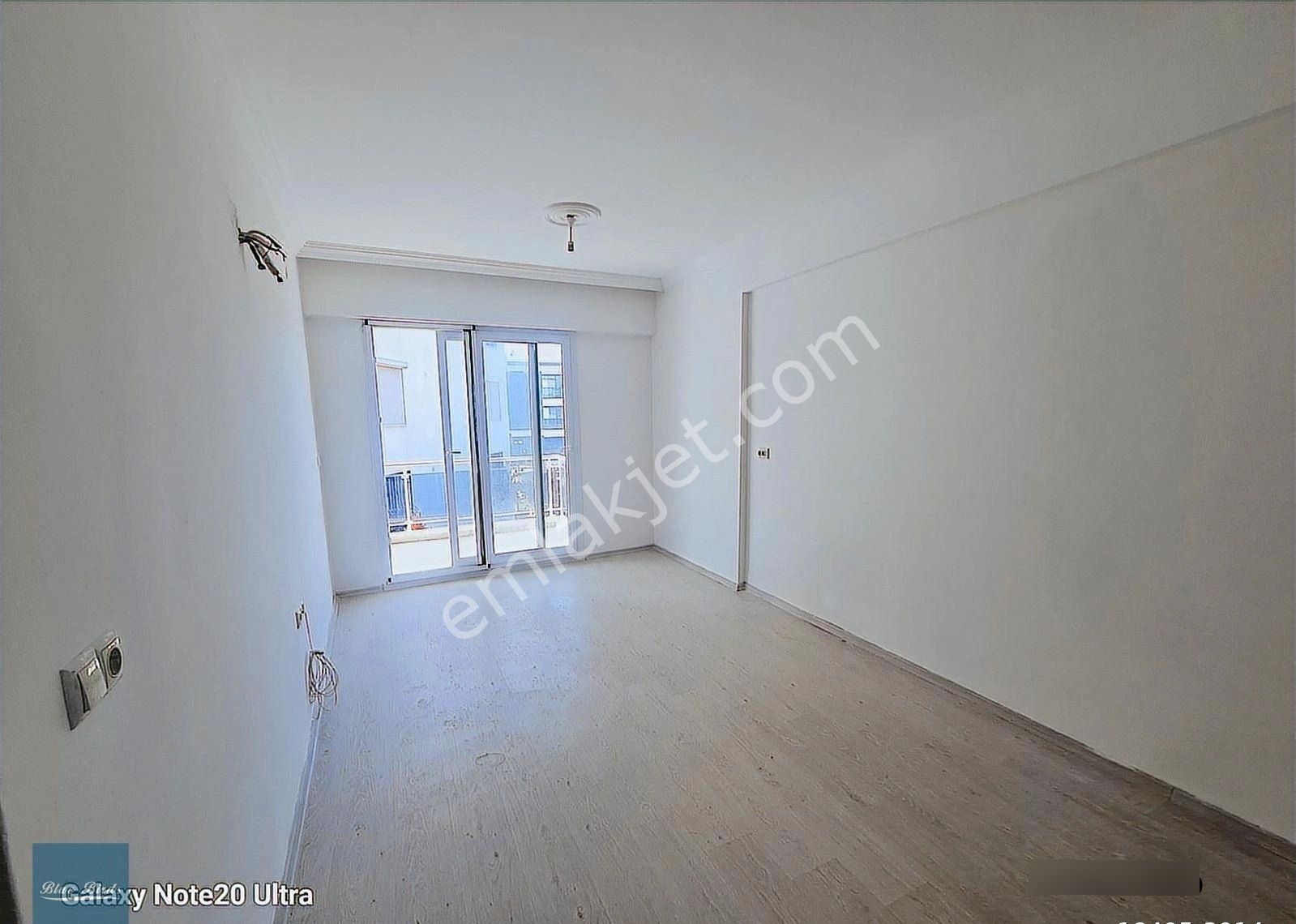 Değirmendere'de Satılık 1+1 Manzaralı Ara Kat Rezidans Daire - Görsel 13