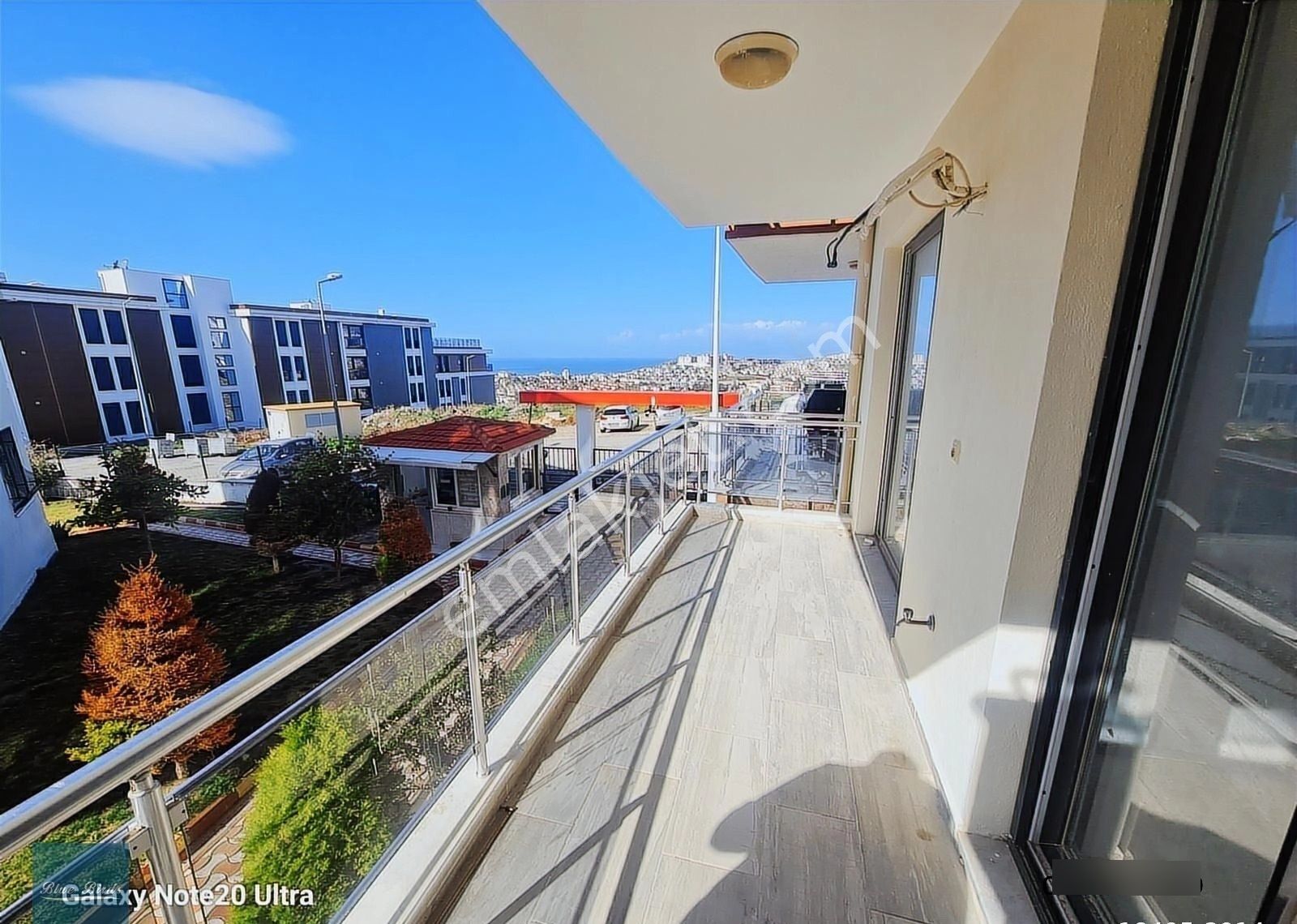 Değirmendere'de Satılık 1+1 Manzaralı Ara Kat Rezidans Daire - Görsel 14