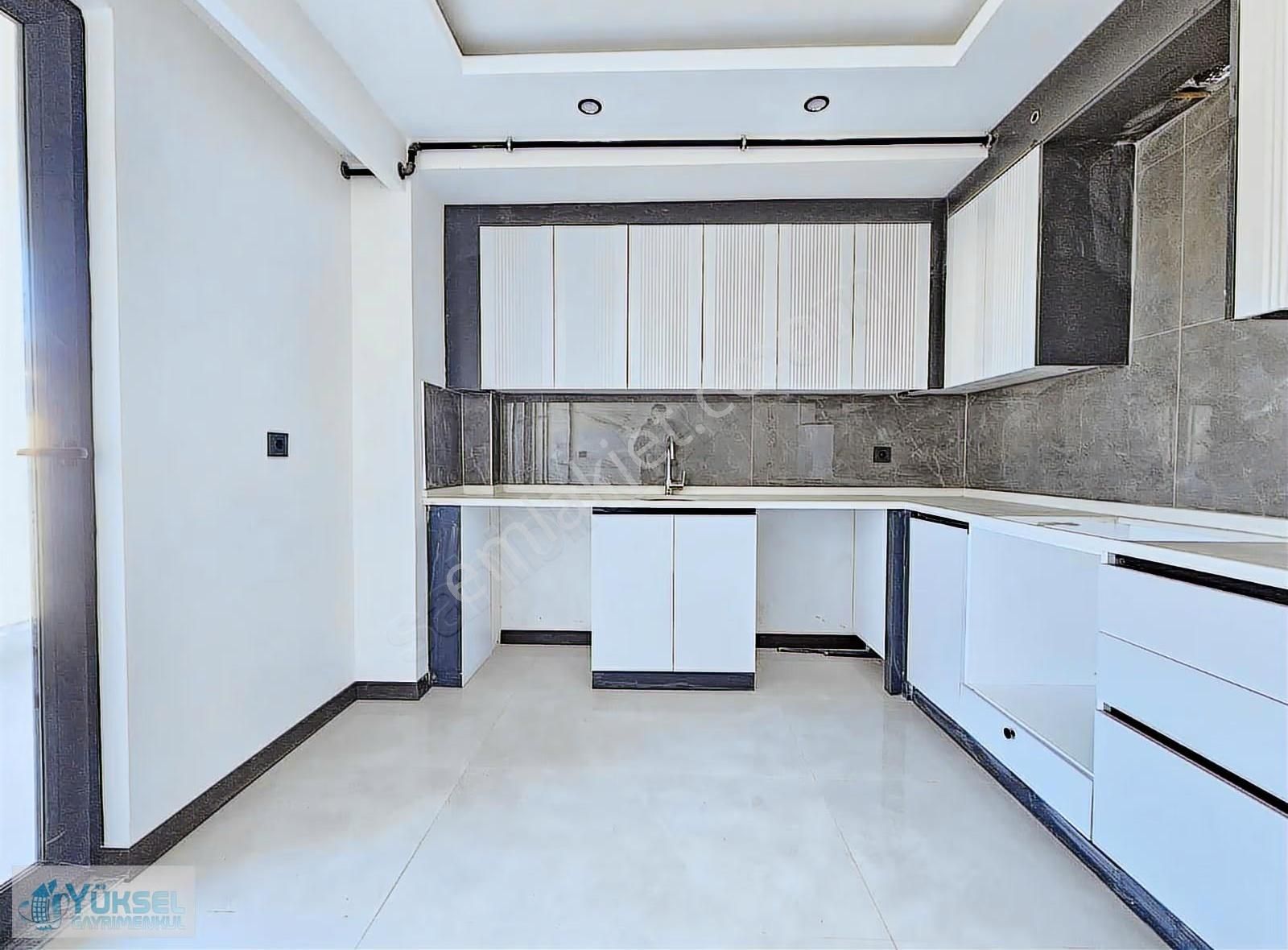 Yüksel'den Hükümet Konağına Yakın Lüks Satılık Fırsat Daireler - Görsel 24