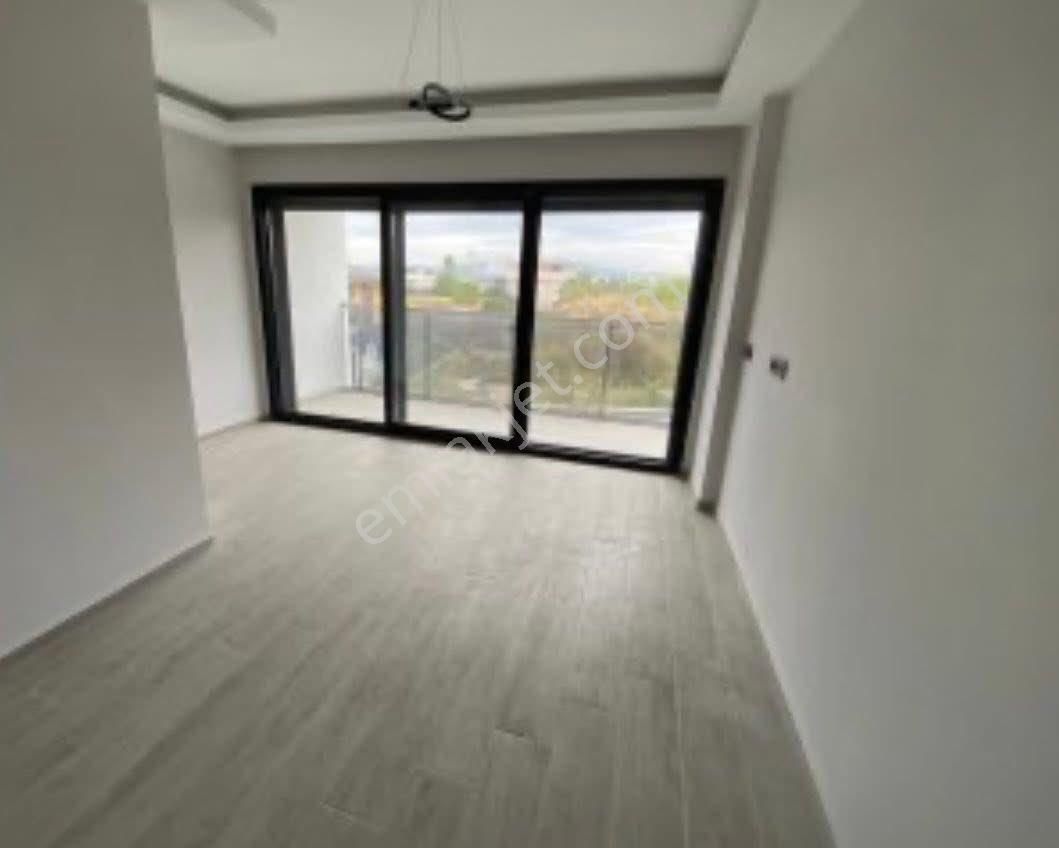 Kuşadası Güzelçamlı’da Doğa Manzaralı – Özel Havuzlu Akıllı 4+1 Müstakil Villa - Görsel 13