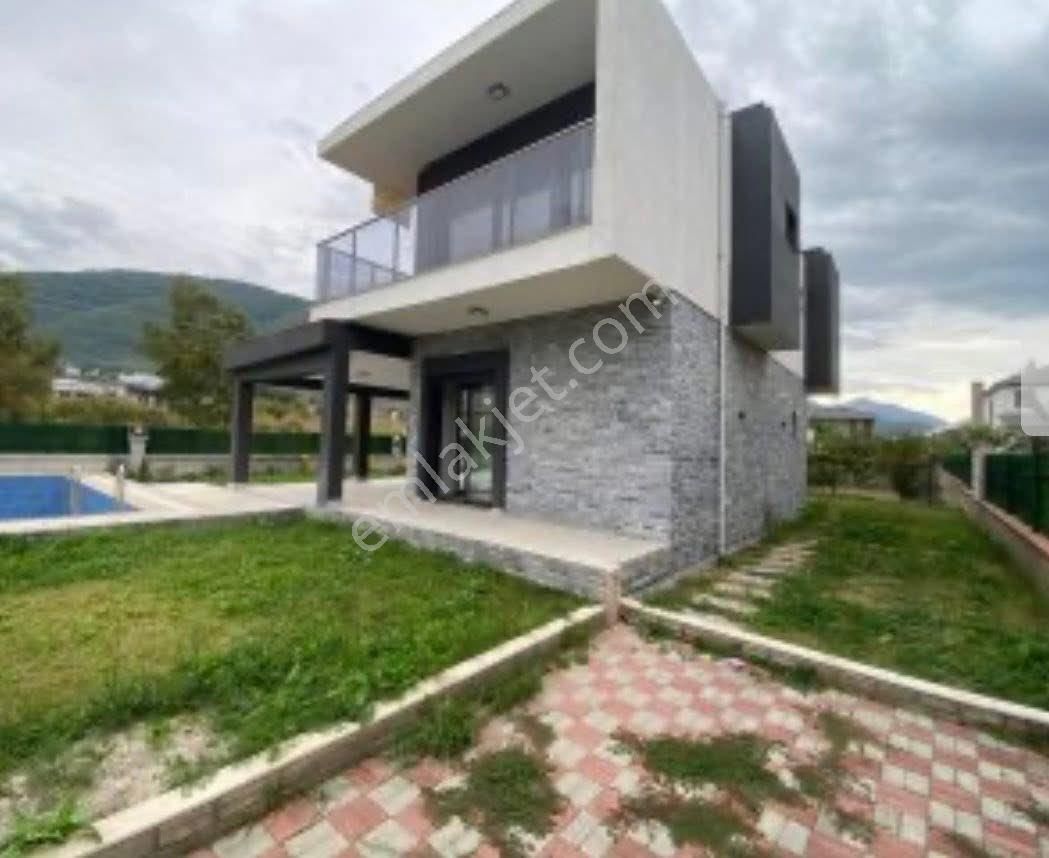 Kuşadası Güzelçamlı’da Doğa Manzaralı – Özel Havuzlu Akıllı 4+1 Müstakil Villa - Görsel 8