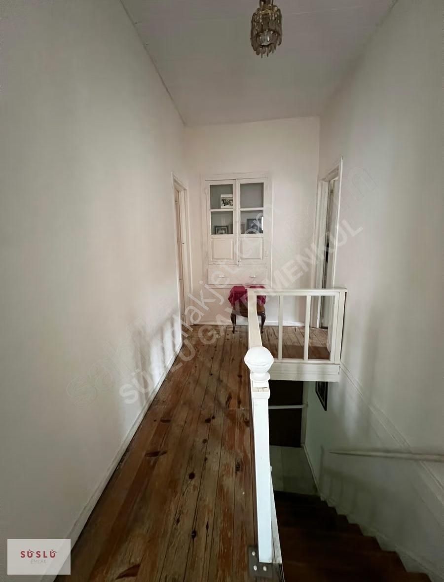 Ayvalık Çarşı İçinde Satılık Bahçeli Müstakil Ev - Görsel 4