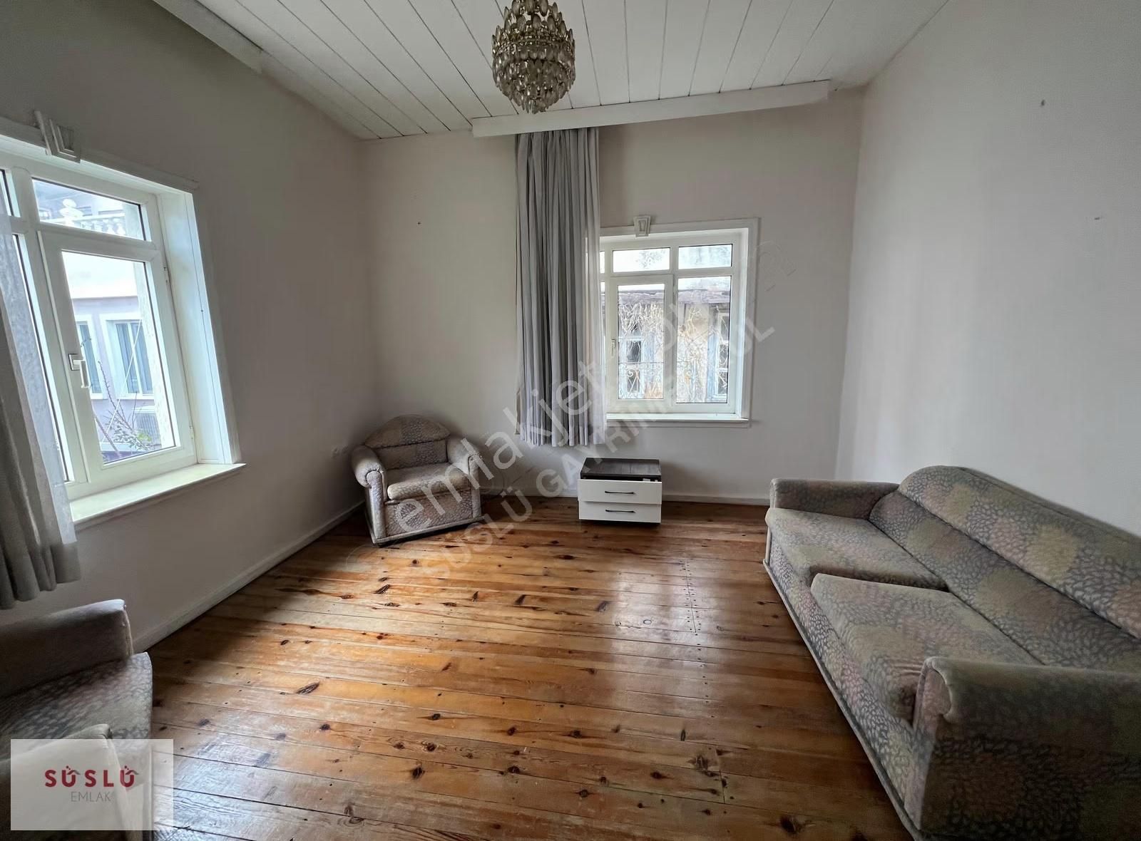 Ayvalık Çarşı İçinde Satılık Bahçeli Müstakil Ev - Görsel 8