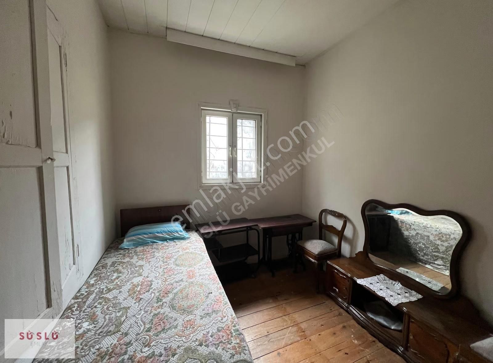 Ayvalık Çarşı İçinde Satılık Bahçeli Müstakil Ev - Görsel 9