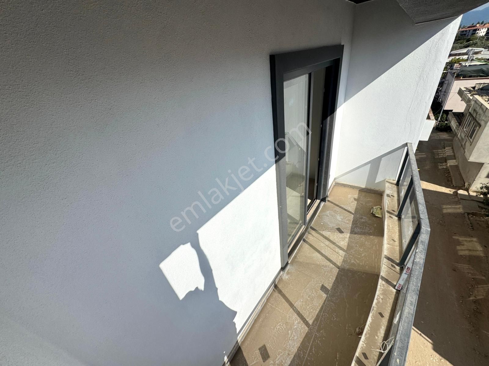 🏡 Referans'tan Akçay'da Ön Cephe Doğalgazlı 2+1 Daire - Görsel 5