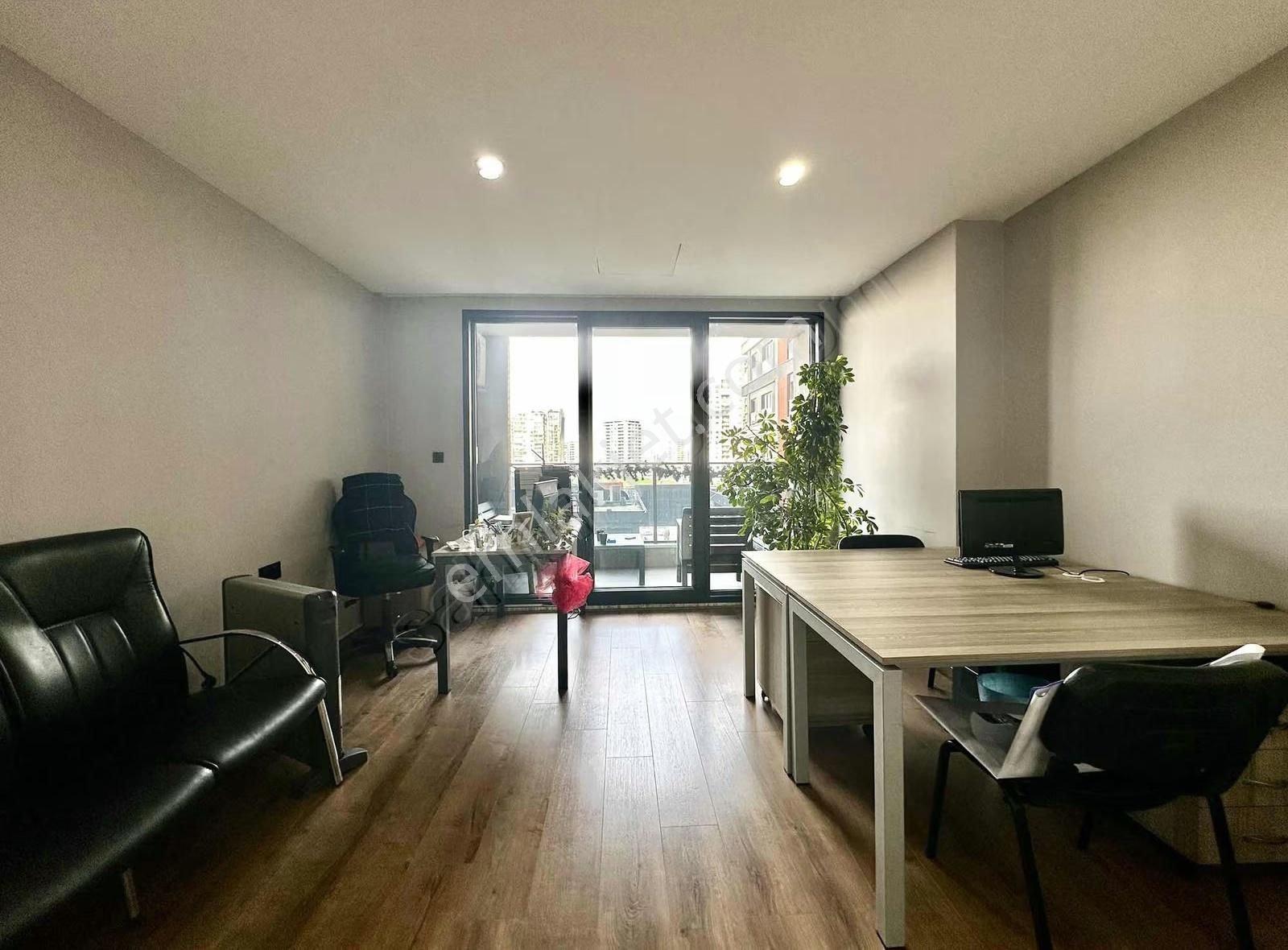 Yüksek Tabela Değerli, 120 M² Net Merkezi Konumda Satılık Ofis - Görsel 35