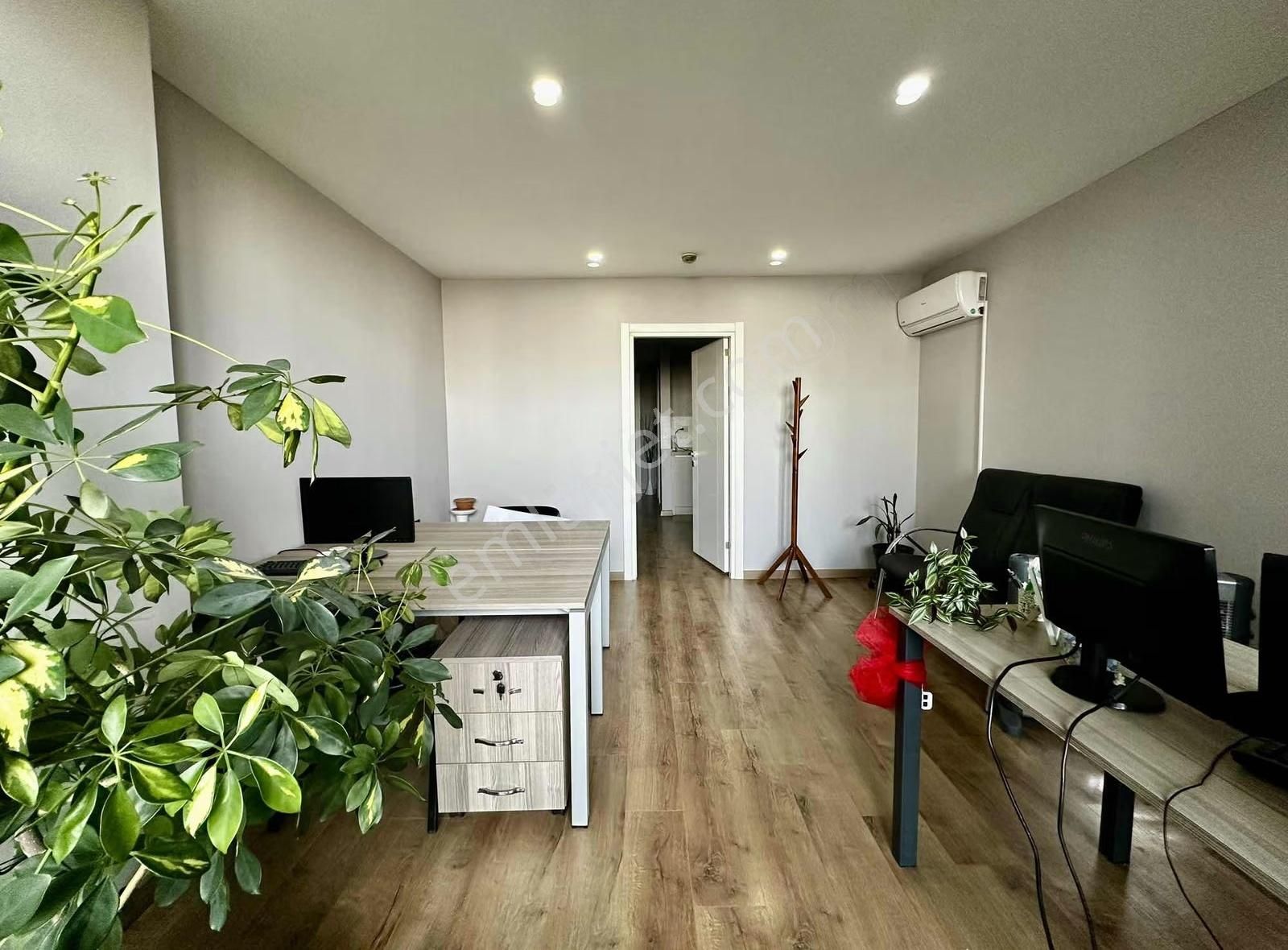 Yüksek Tabela Değerli, 120 M² Net Merkezi Konumda Satılık Ofis - Görsel 8