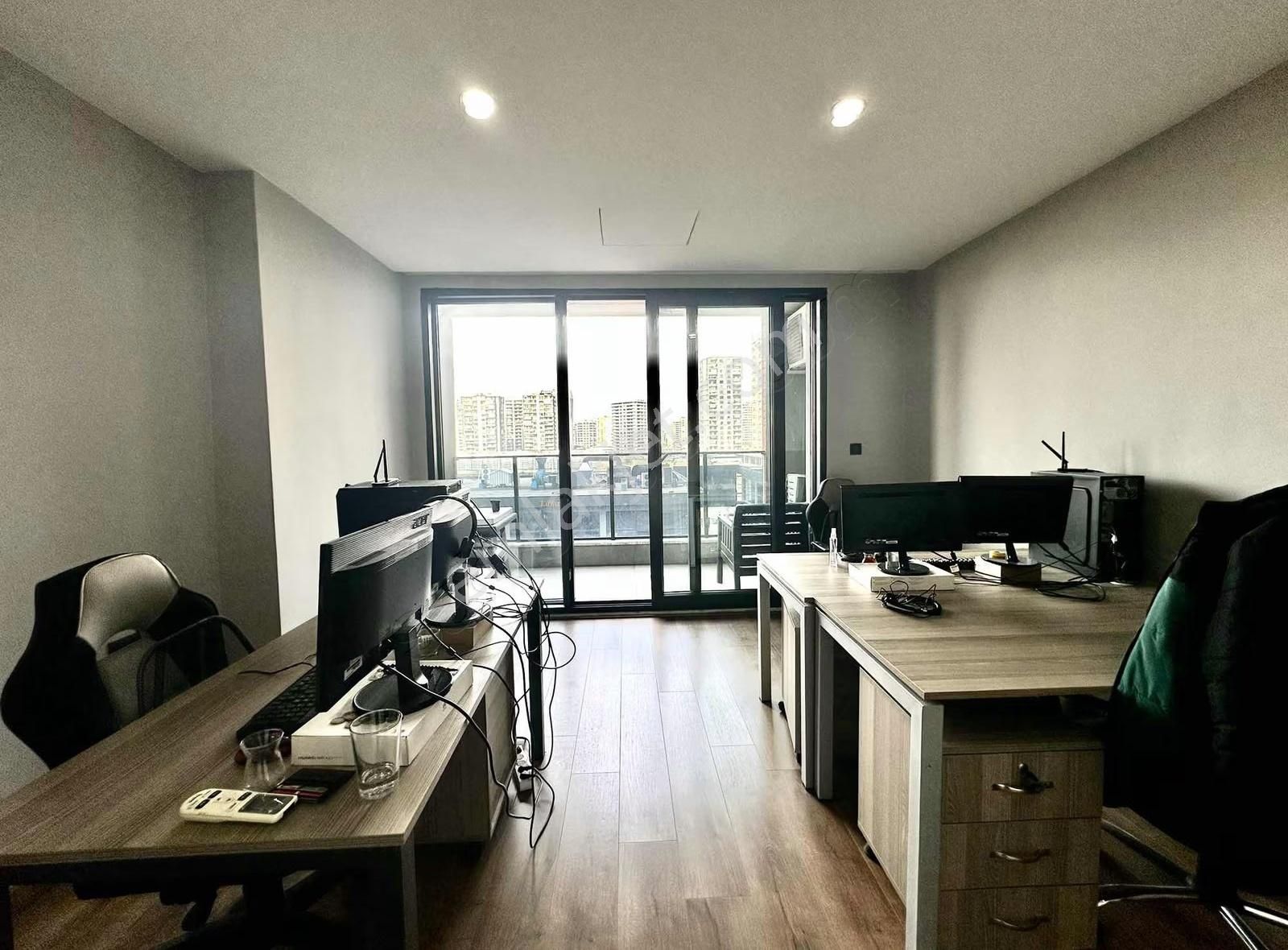 Yüksek Tabela Değerli, 120 M² Net Merkezi Konumda Satılık Ofis - Görsel 19