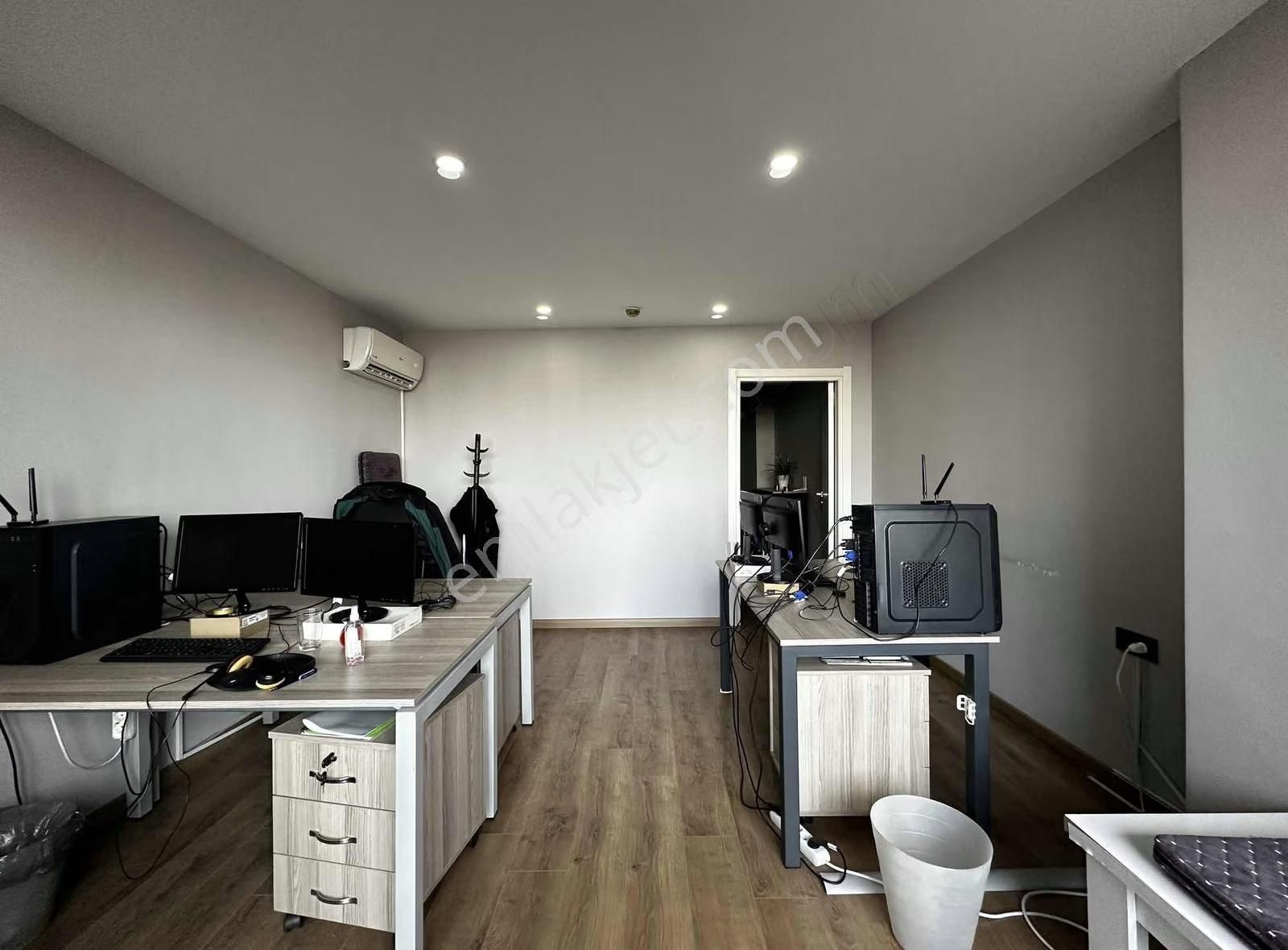 Yüksek Tabela Değerli, 120 M² Net Merkezi Konumda Satılık Ofis - Görsel 4