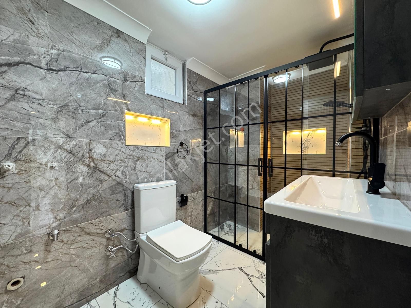 🏡 Referans'tan Sarıkız'da Ara Kat Ayrı Mutfak 2+1 Daire - Görsel 17