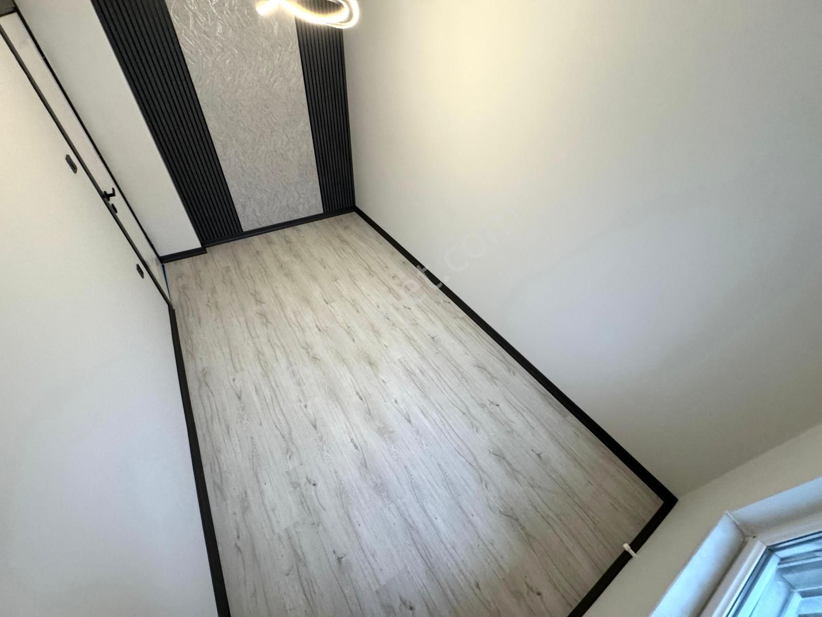 🏡 Referans'tan Sarıkız'da Ara Kat Ayrı Mutfak 2+1 Daire - Görsel 16