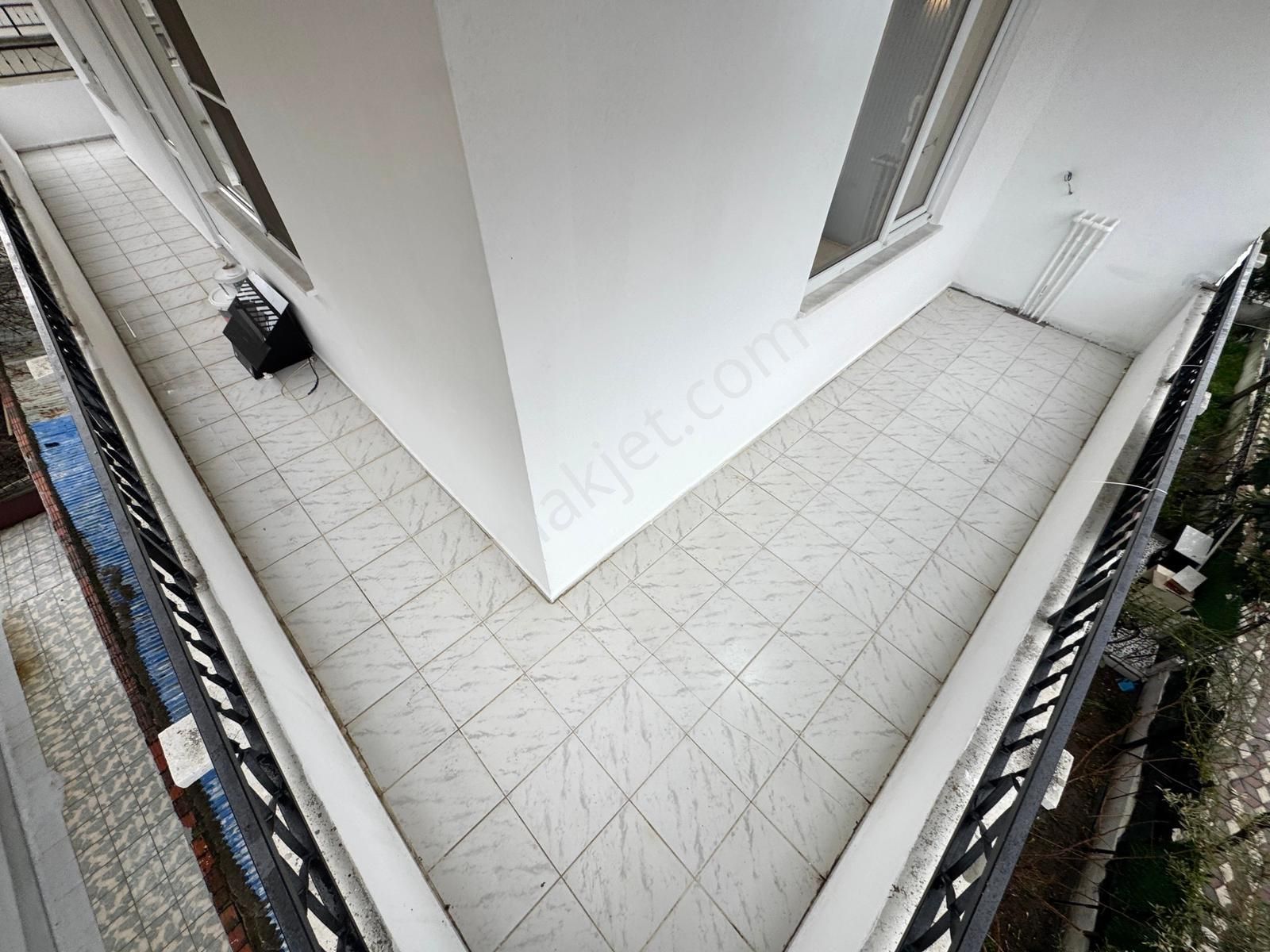 🏡 Referans'tan Sarıkız'da Ara Kat Ayrı Mutfak 2+1 Daire - Görsel 23