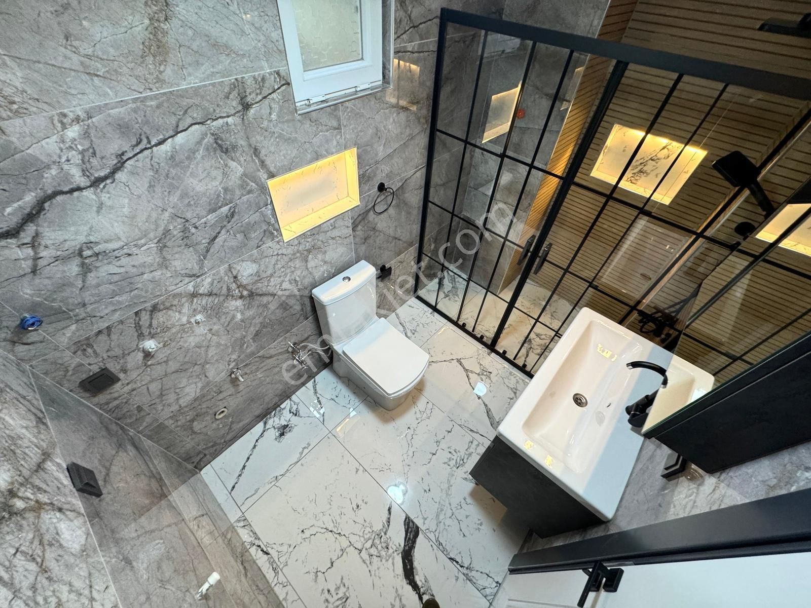 🏡 Referans'tan Sarıkız'da Ara Kat Ayrı Mutfak 2+1 Daire - Görsel 9