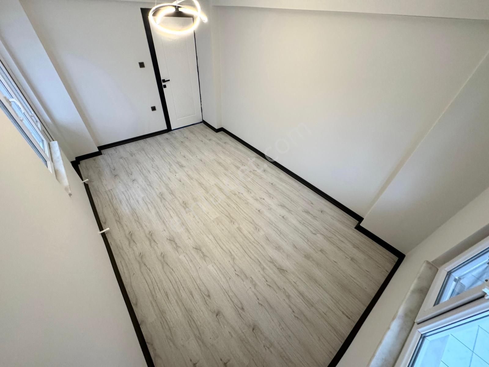 🏡 Referans'tan Sarıkız'da Ara Kat Ayrı Mutfak 2+1 Daire - Görsel 22