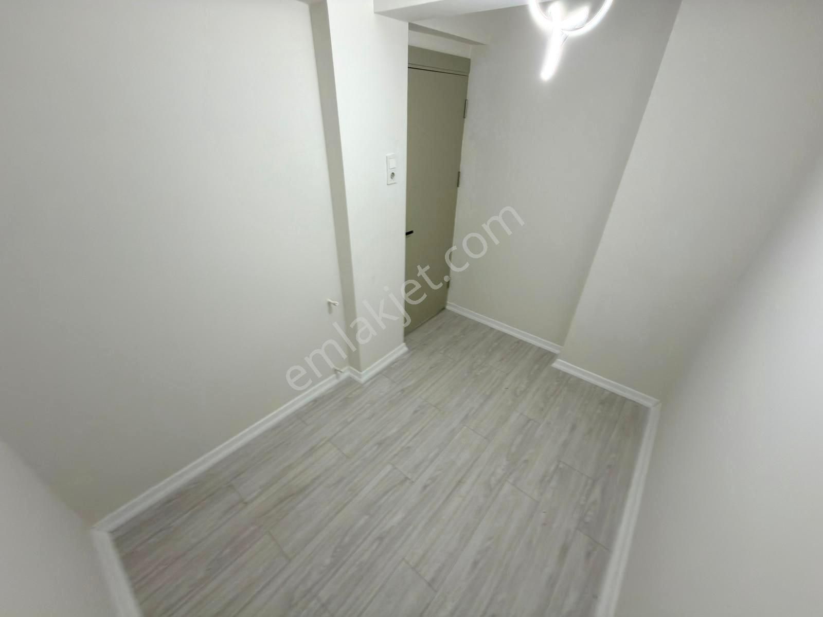 🏡 Referans'tan Akçay Merkez'de Şık Tasarımlı Ön Cephe Ayrı Mutfak 2+ Daire - Görsel 20