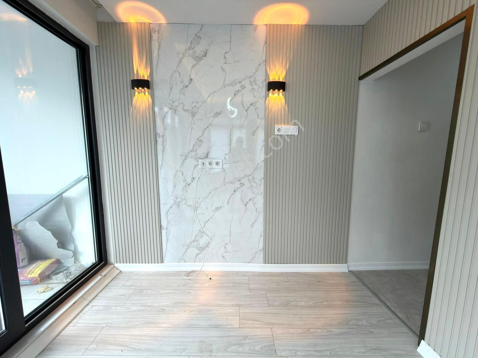 🏡 Referans'tan Akçay Merkez'de Şık Tasarımlı Ön Cephe Ayrı Mutfak 2+ Daire - Görsel 27