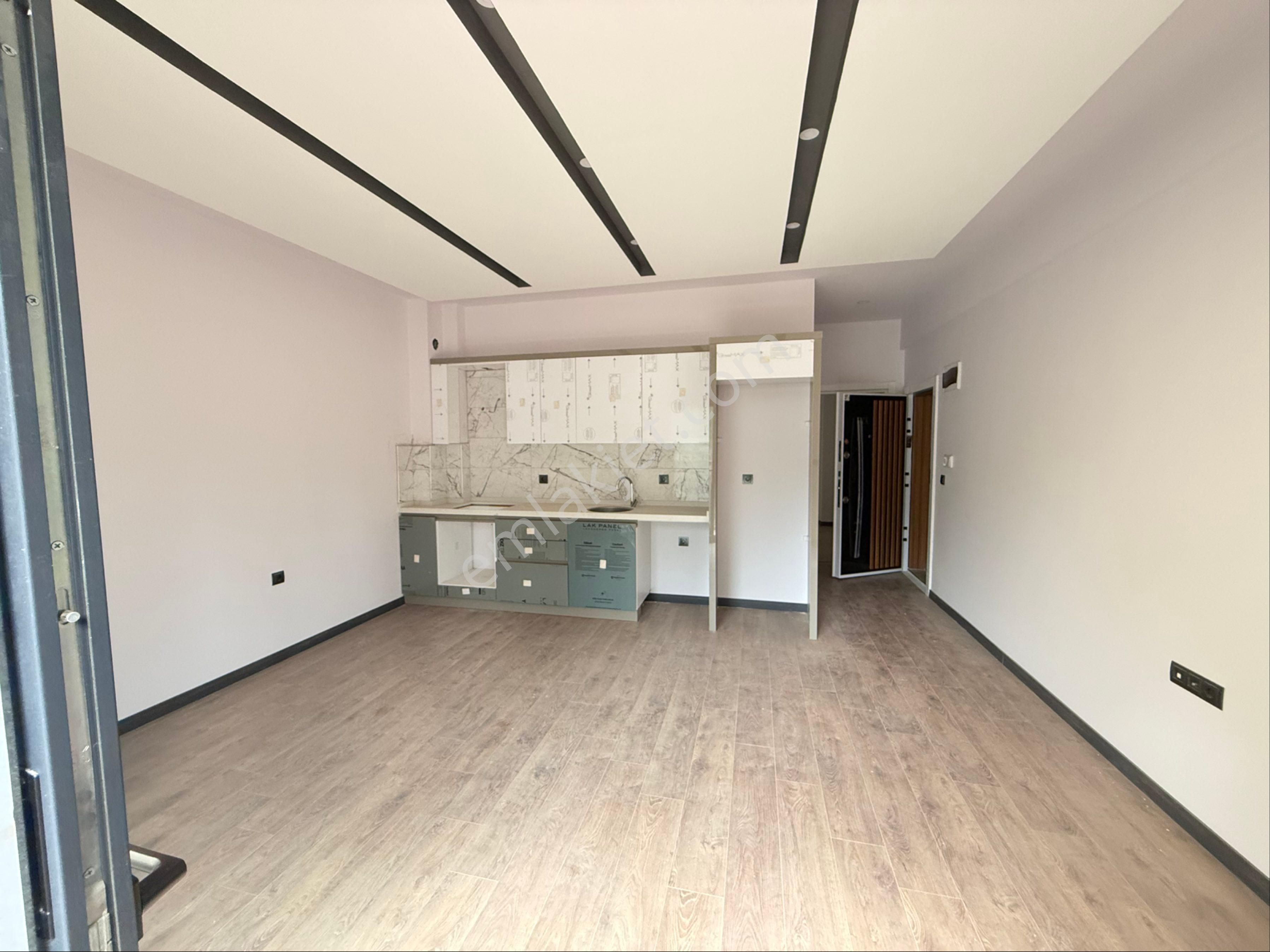 Kuşadası Davutlarda Satılık Arakat 1+1 Daire - Görsel 5