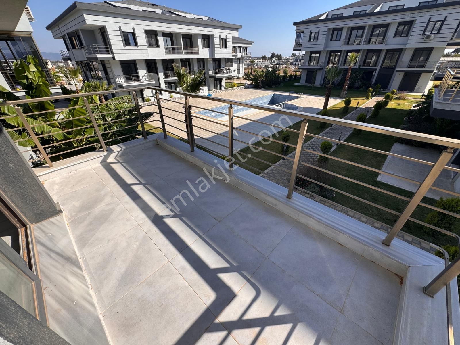 Didim Merkezde Havuzlu Site İçerisinde Satılık Fırsat Daireler - Görsel 4