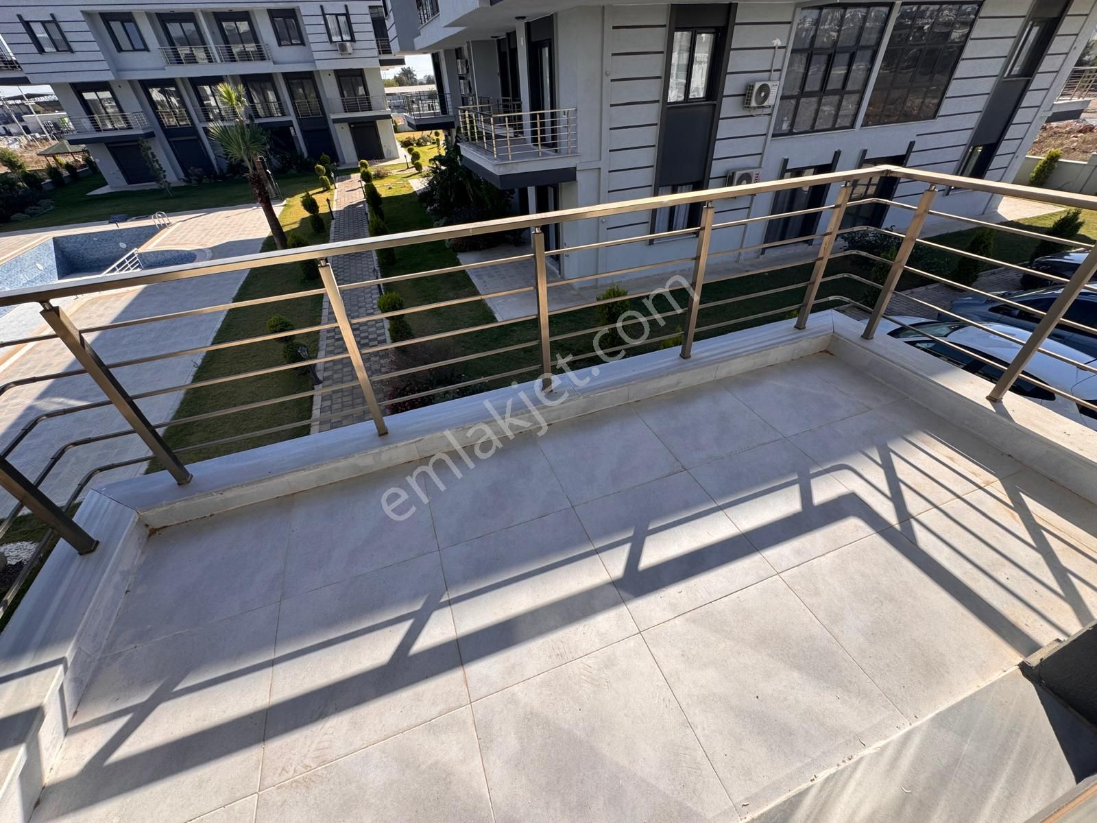 Didim Merkezde Havuzlu Site İçerisinde Satılık Fırsat Daireler - Görsel 5