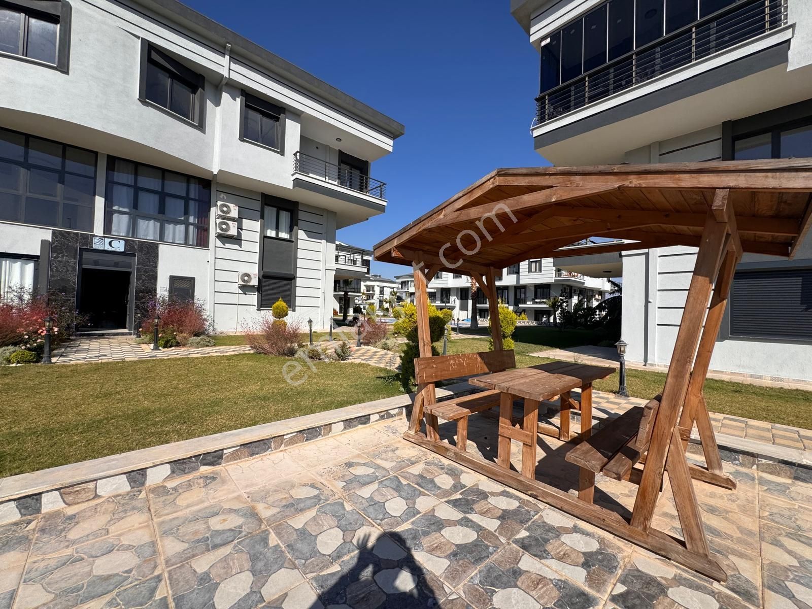 Didim Merkezde Havuzlu Site İçerisinde Satılık Fırsat Daireler - Görsel 18