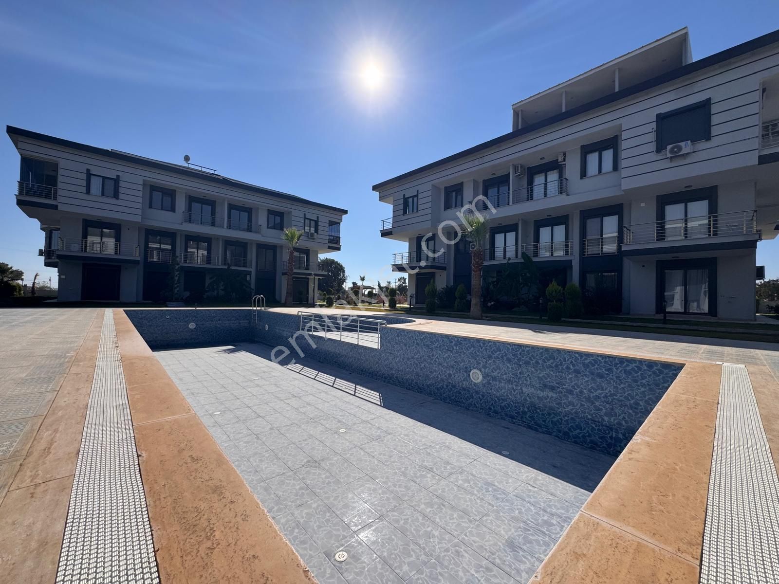 Didim Merkezde Havuzlu Site İçerisinde Satılık Fırsat Daireler - Görsel 22