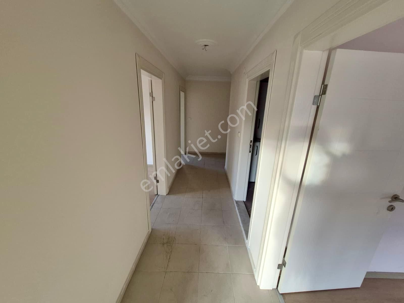 🏡 Referans'tan Akçay Merkez'de Ebeveyn Banyolu Geniş 3+1 Daire - Görsel 28