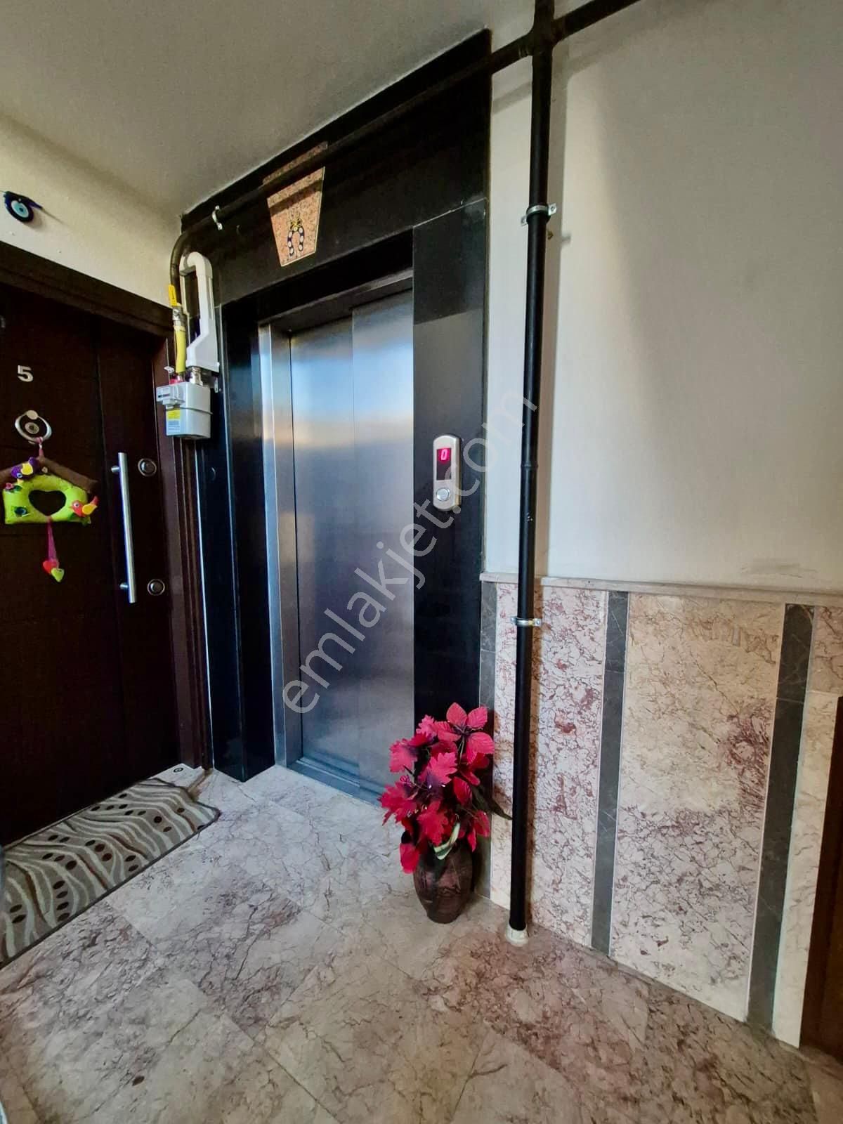 🏡 Referans'tan Akçay Merkez'de Ebeveyn Banyolu Geniş 3+1 Daire - Görsel 26