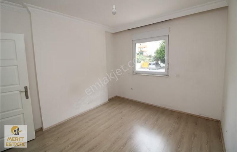Mahmutlar Mah. Salı Pazarı Civarı Kiralık Ayrı Mutfak 3+1 Daire - Görsel 8