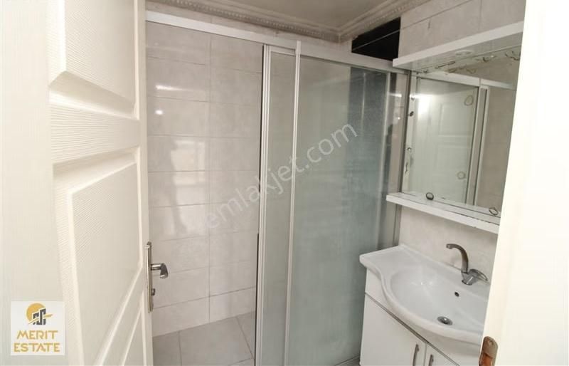 Mahmutlar Mah. Salı Pazarı Civarı Kiralık Ayrı Mutfak 3+1 Daire - Görsel 23