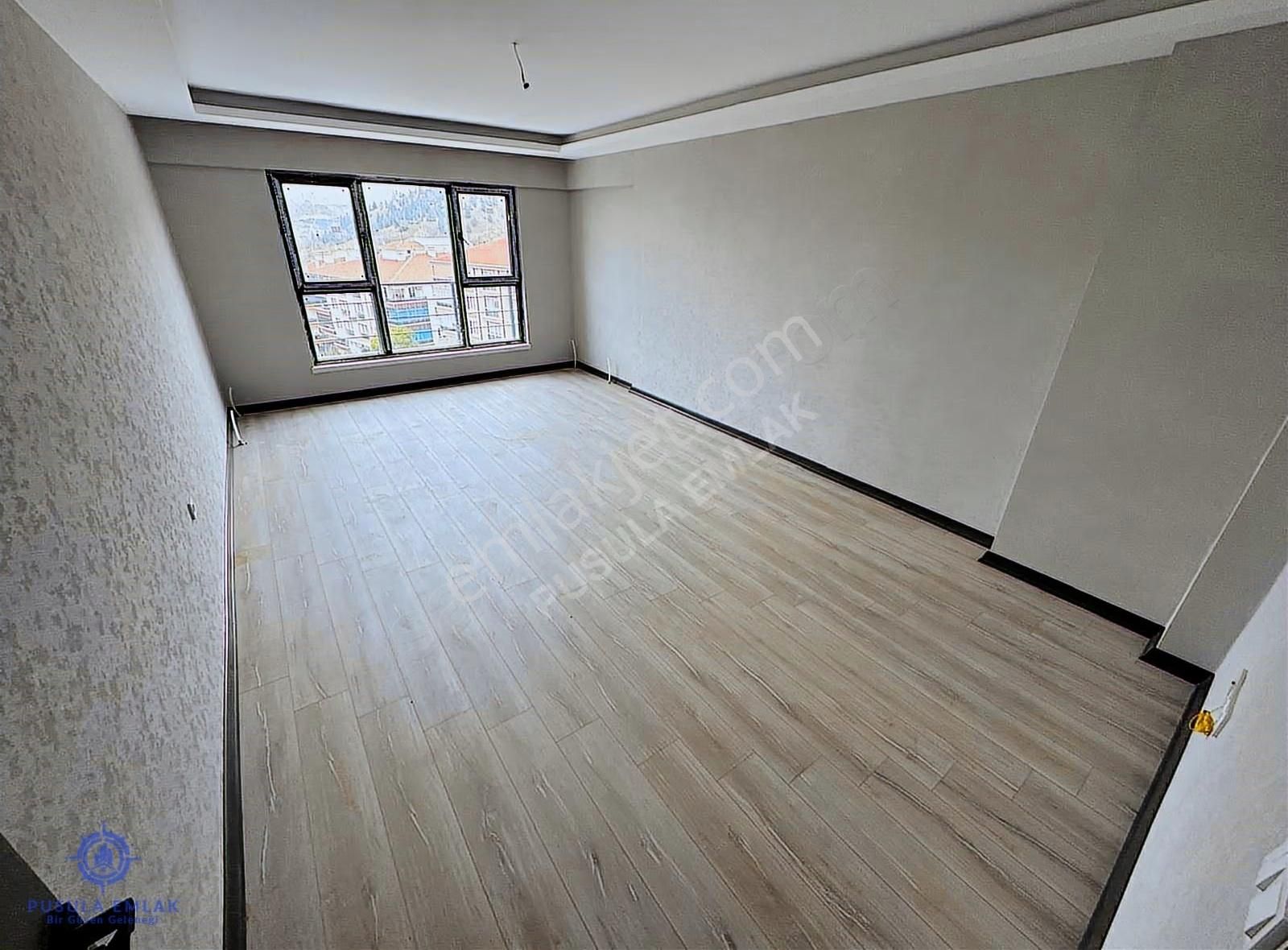 Ｐｕｓｕｌａｅｍｌａｋ'ｄａｎ Park Manzaralı Merkezi Konumda 4+1 Sıfır Daire - Görsel 4