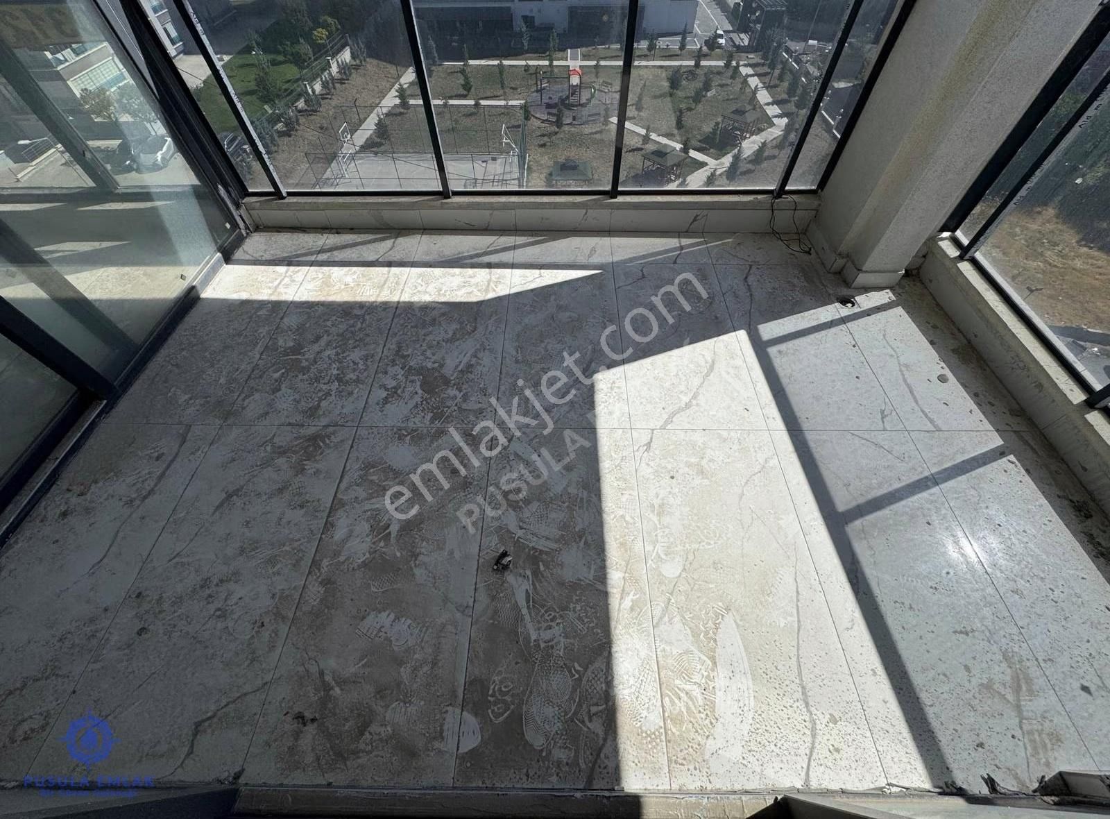 Ｐｕｓｕｌａｅｍｌａｋ'ｄａｎ Güneşevlerde Krediye Uygun Site İçinde 4+1 Daire - Görsel 23