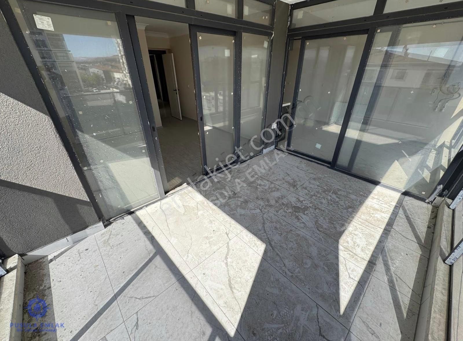 Ｐｕｓｕｌａｅｍｌａｋ'ｄａｎ Güneşevlerde Krediye Uygun Site İçinde 4+1 Daire - Görsel 32