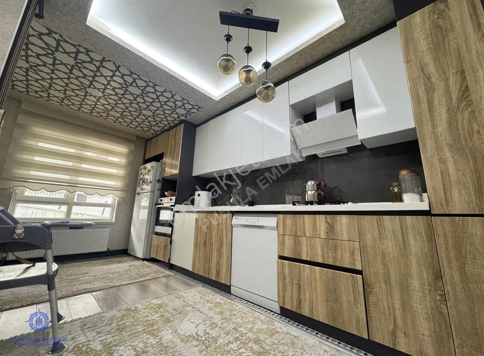 Ｐｕｓｕｌａｅｍｌａｋ'ｄａｎ Merkezi Konumda Masrafsız 3+1 Satılık Daire