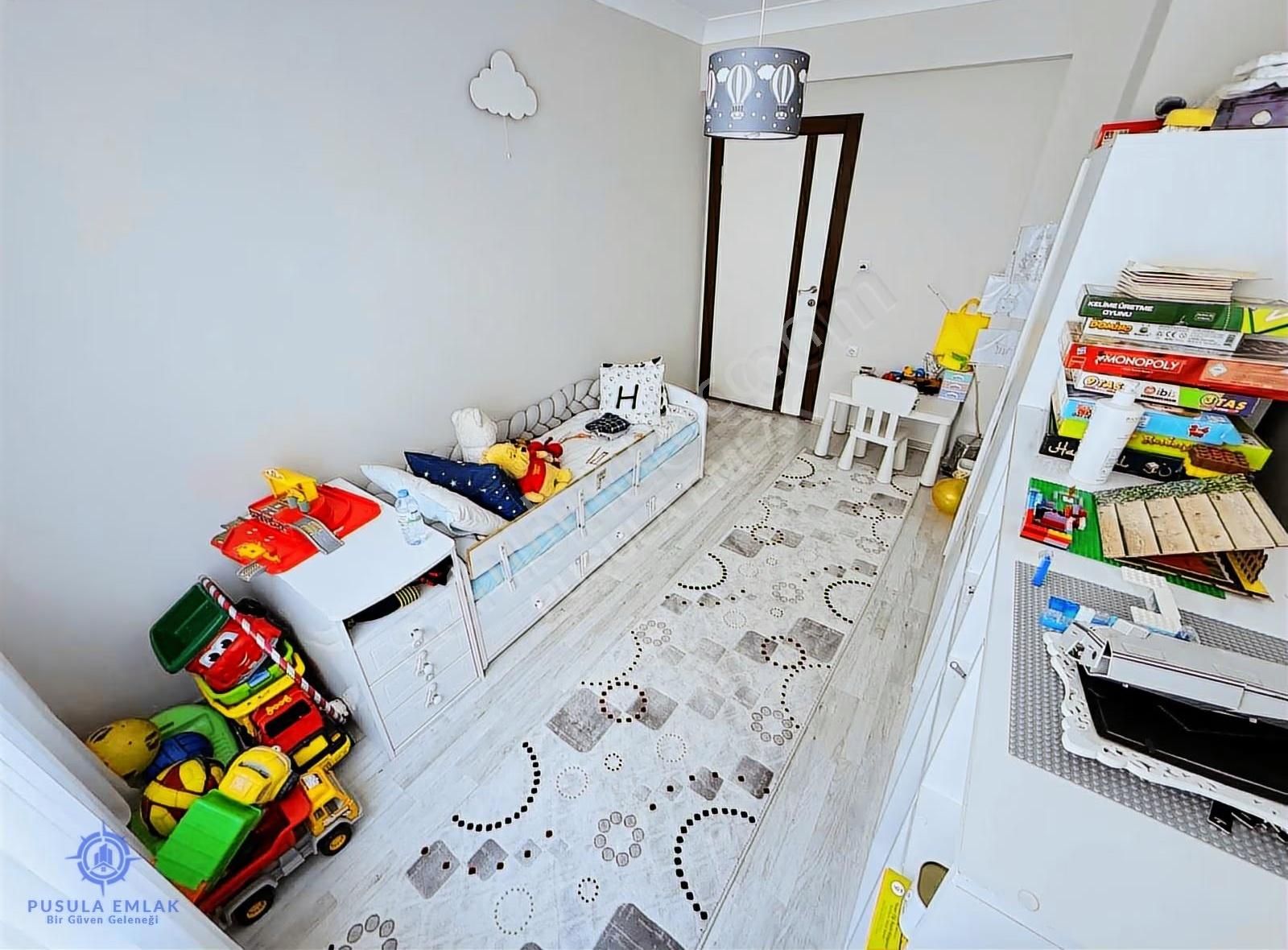 Ｐｕｓｕｌａｅｍｌａｋ'ｄａｎ Doğu Caddesi Üzerinde Önü Açık Ferah 3+1 Daire - Görsel 5