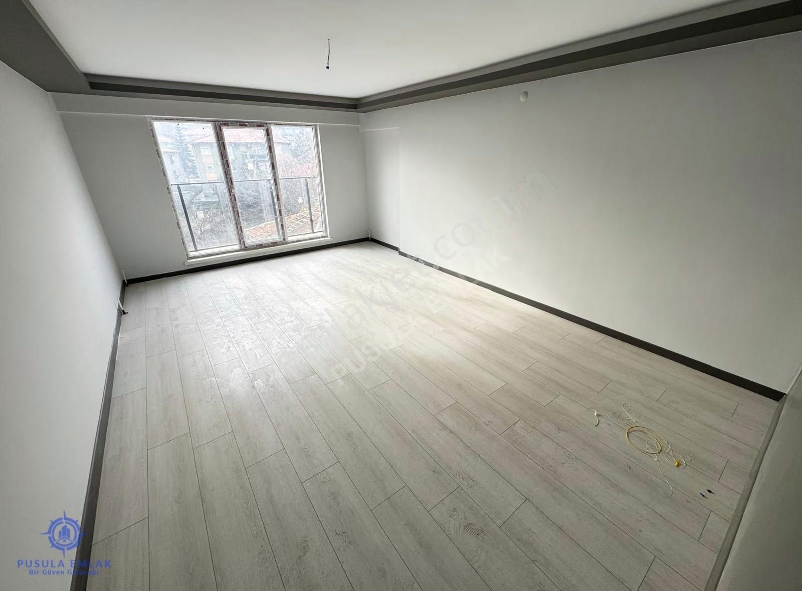 Ｐｕｓｕｌａ'ｄａｎ Doğu Caddesine Yakın Sıfır Güney Cep. 3+1 Geniş Daire - Görsel 31