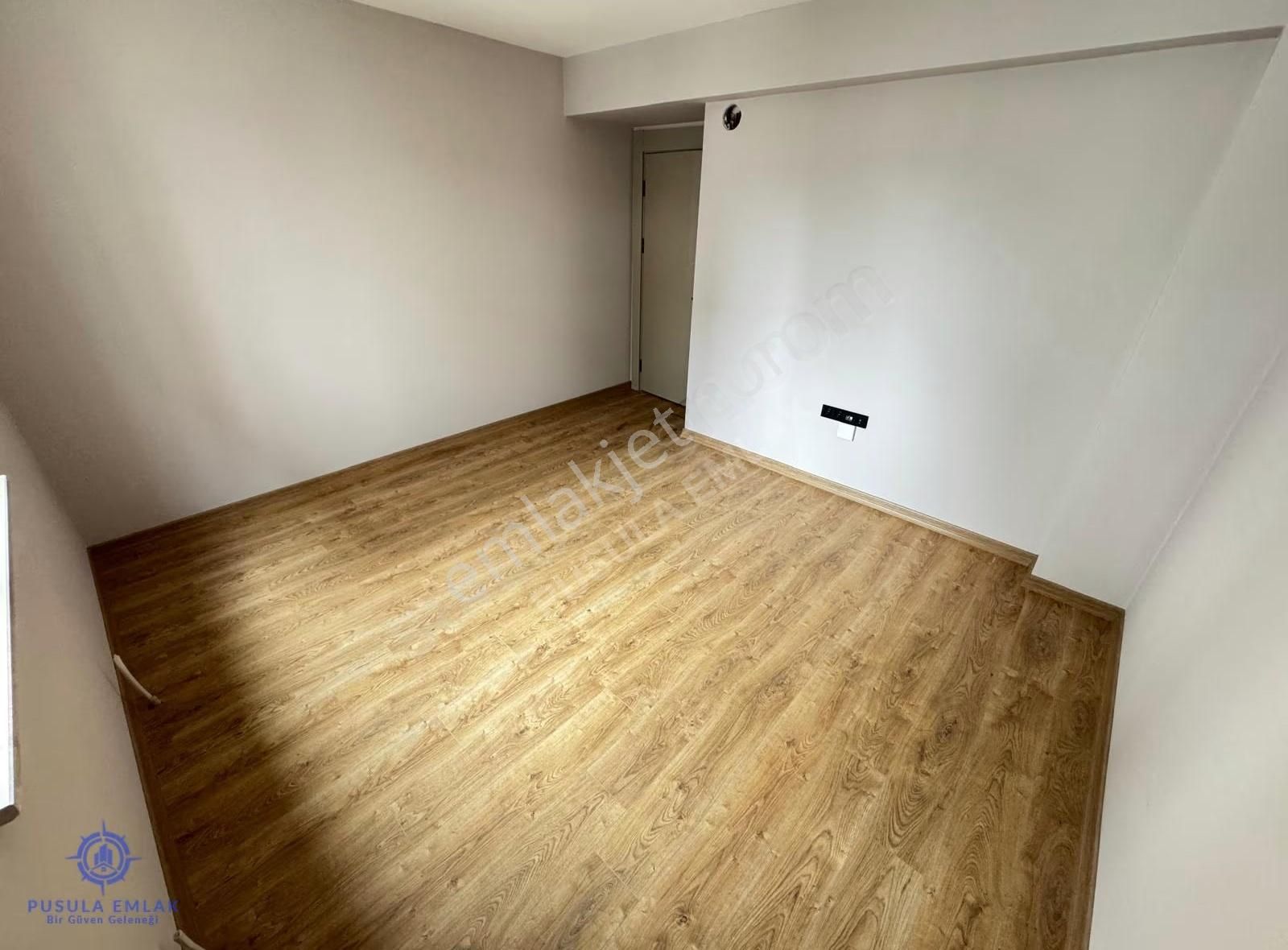 Ｐｕｓｕｌａｅｍｌａｋ'ｄａｎ Lüx Yapılı Yıldız Göbeğe Yakın Sıfır 3+1 Daire - Görsel 27