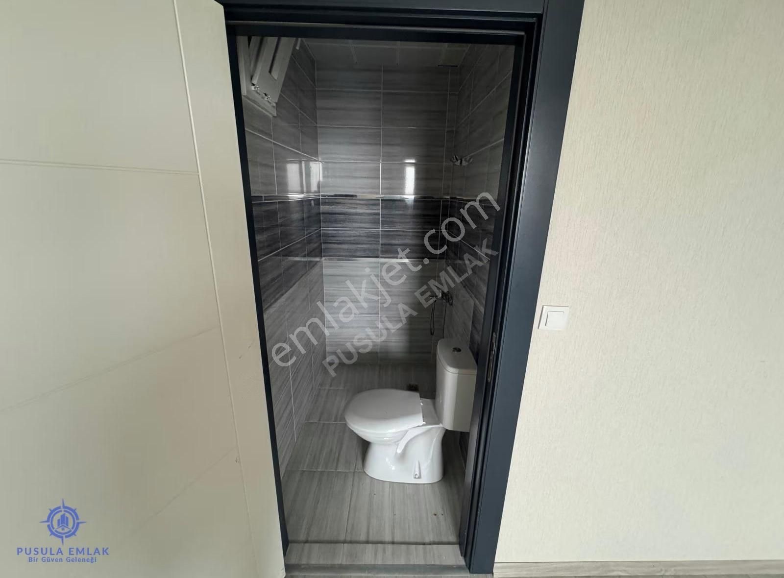 Ｐｕｓｕｌａｅｍｌａｋ'ｄａｎ Site İçerisinde Geniş Balkonlu 3+1 Kiralık Daire - Görsel 26