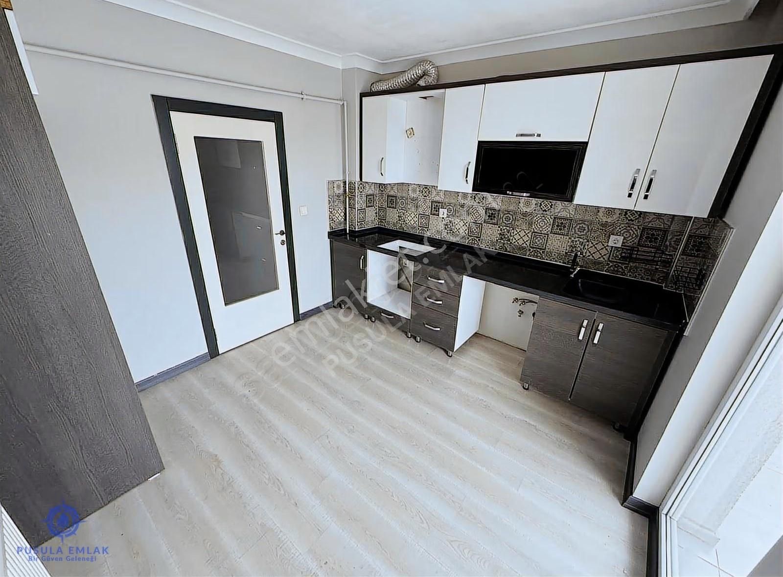 Ｐｕｓｕｌａｅｍｌａｋ'ｄａｎ Ara Kat'ta Önü Açık Ferah 3+1 Masrafsız Daire - Görsel 12